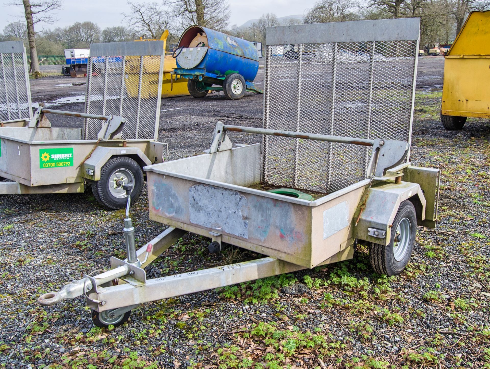 Hazlewood single axle traffic light trailer Bed size: 4ft 7 inch wide x 4ft long A786536