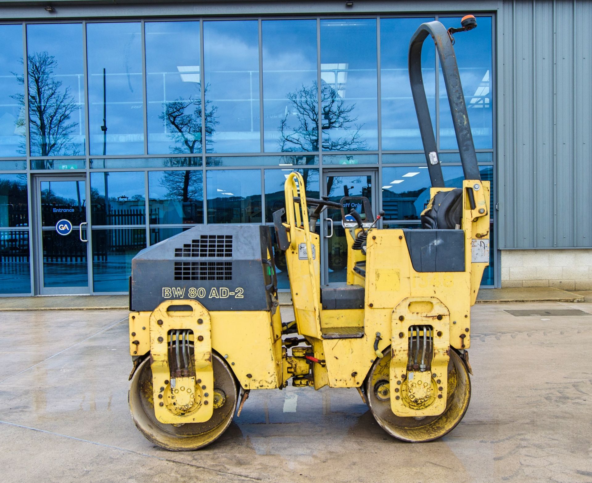 Bomag BW80 AD-2 double drum ride on roller Year: 2009 S/N: 101460425494 Recorded Hours: 1748 1348 - Image 7 of 19