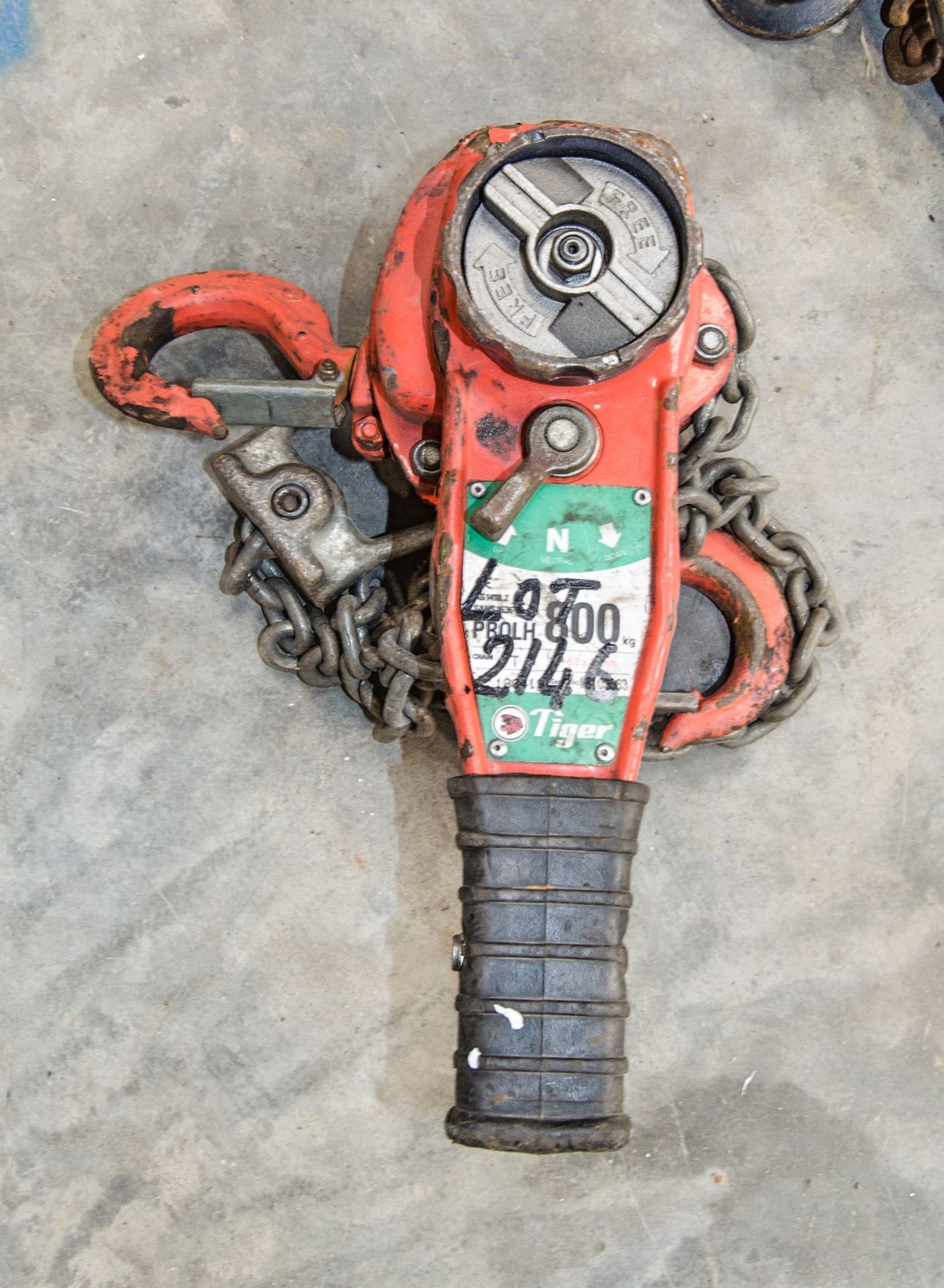 Tiger 800kg lever hoist A703064