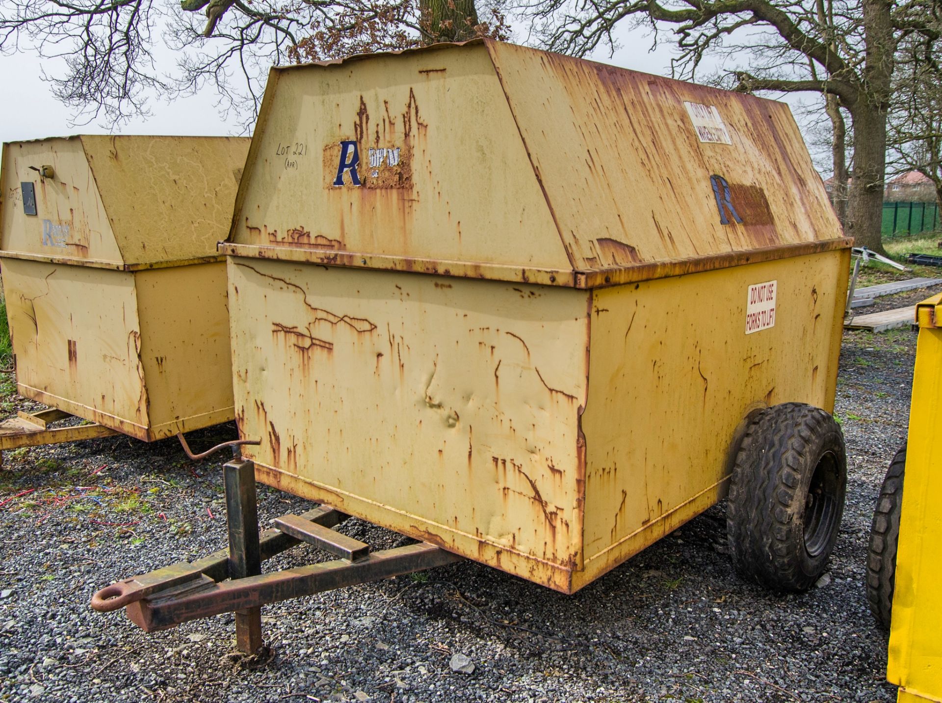 Single axle site tow mobile bunded fuel bowser P1843 ** No pump, delivery hose or nozzle ** ** No