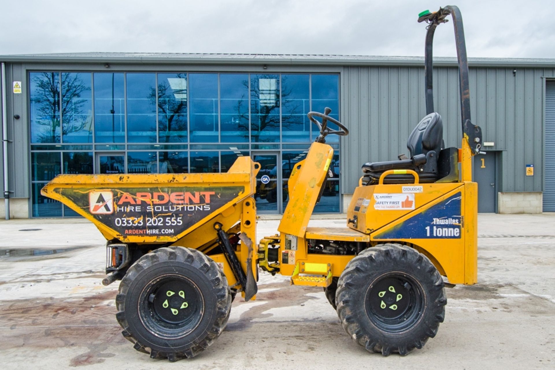 Thwaites 1 tonne hi-tip dumper Year: 2018 S/N: 1817E1426 Recorded Hours: 1182 01DU0042 - Image 7 of 23