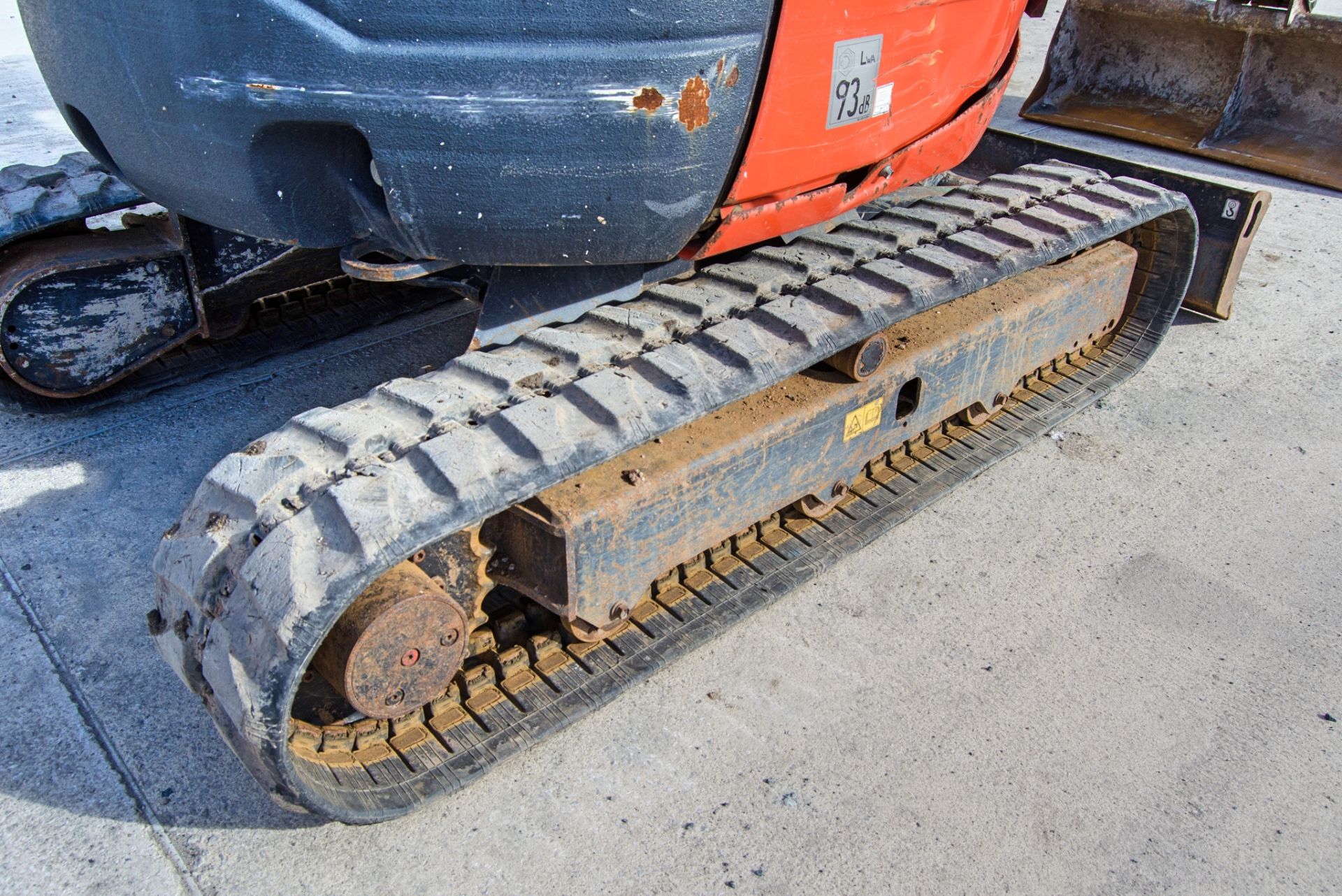 Kubota U27-4 2.7 tonne rubber tracked excavator Year: 2016 S/N: 58736 Recorded Hours: 2733 blade, - Image 11 of 23