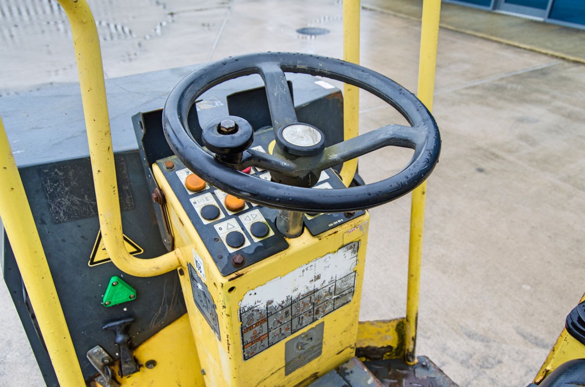 Bomag BW80 AD-2 double drum ride on roller Year: 2009 S/N: 101460425494 Recorded Hours: 1748 1348 - Image 13 of 19