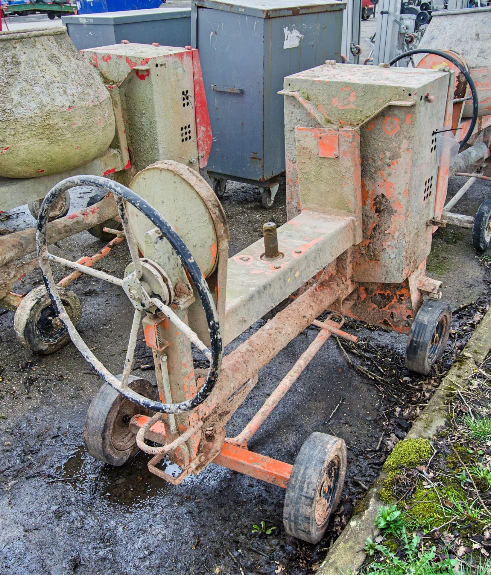 Belle Premier 100XT diesel driven electric start site mixer 10070881 ** Drum missing ** - Image 2 of 3