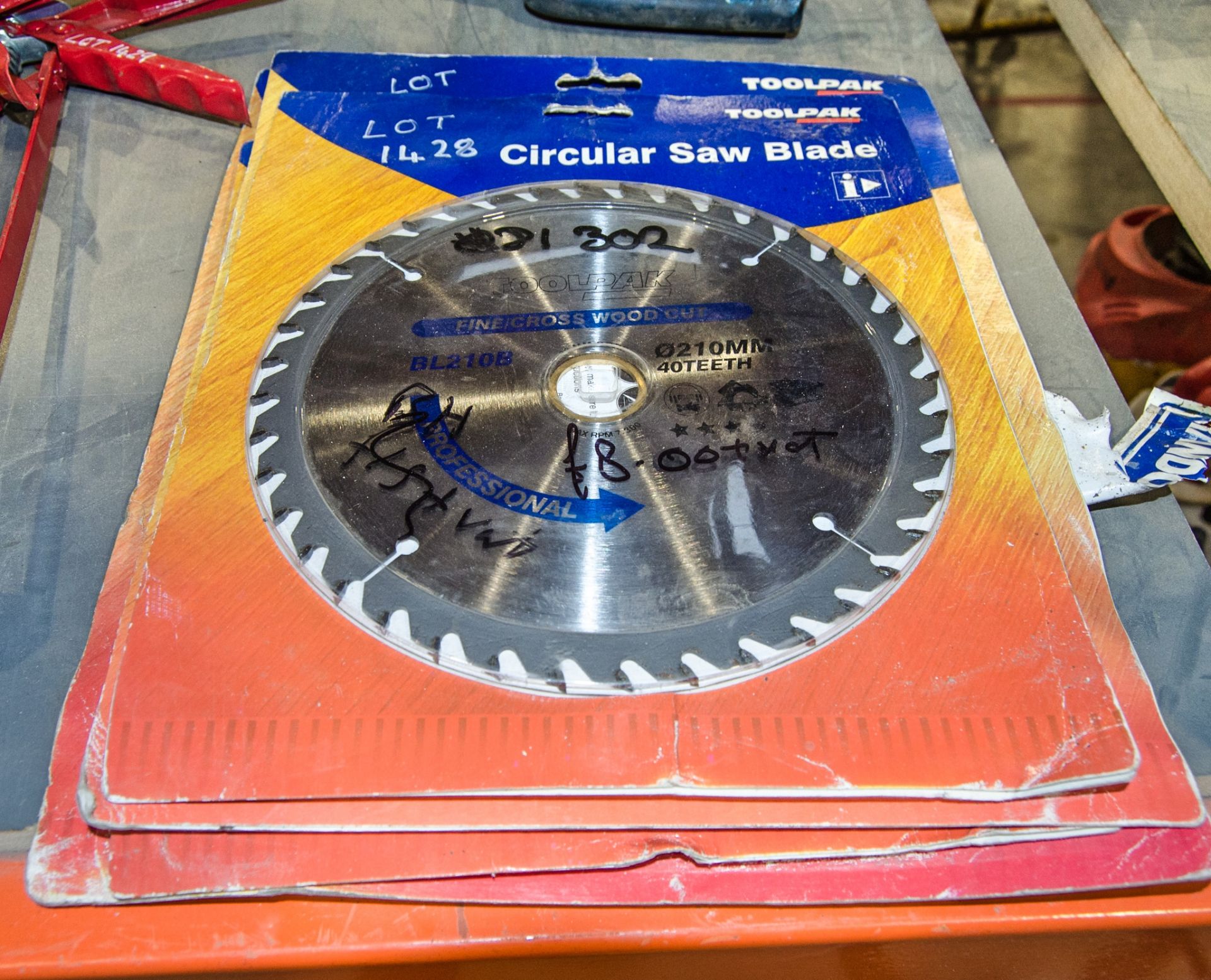 4 - circular saw blades ** New & unused **