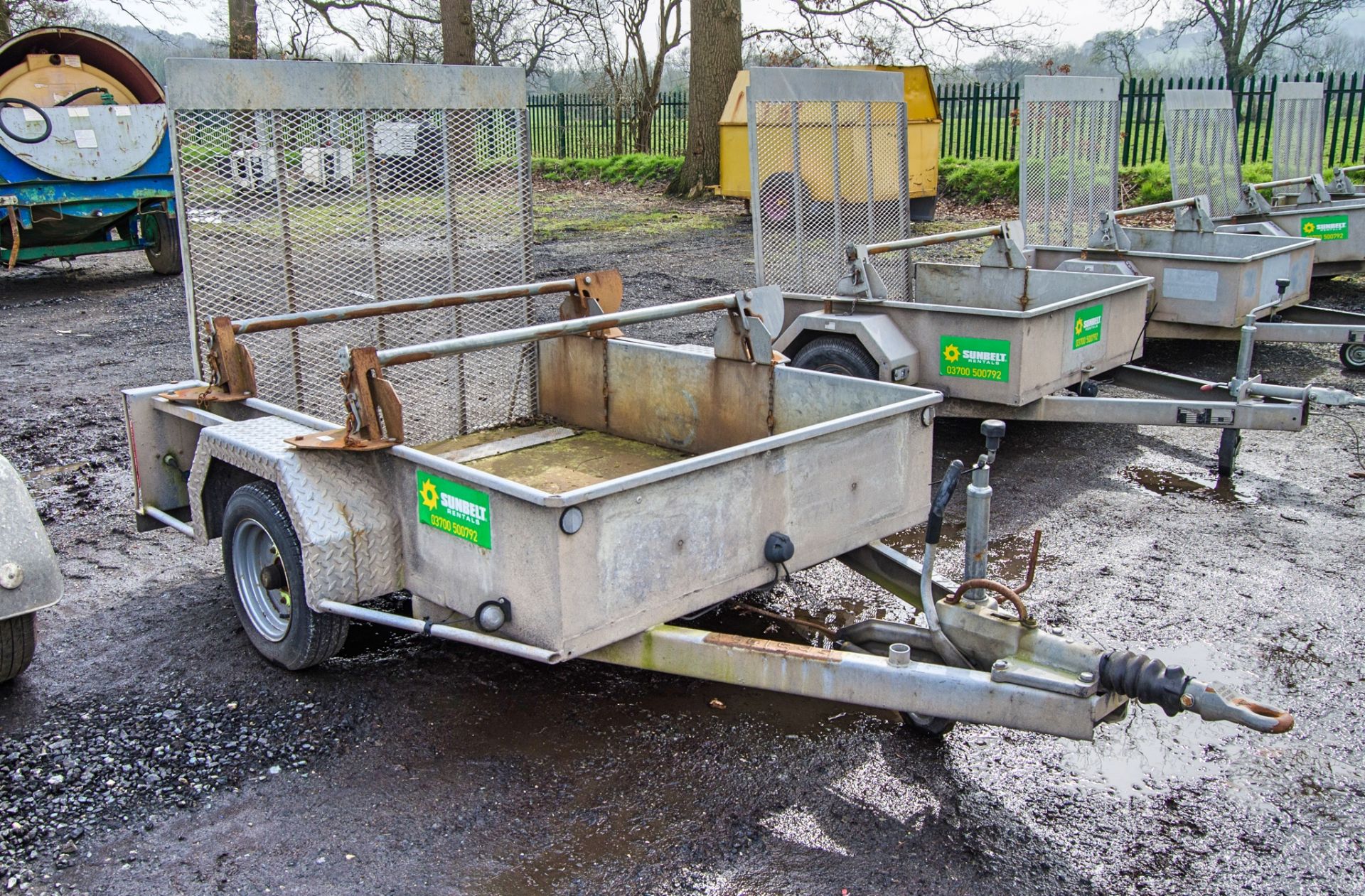 Hazlewood single axle traffic light trailer Bed size: 4ft 7 inch wide x 6ft long A541599 - Image 2 of 5