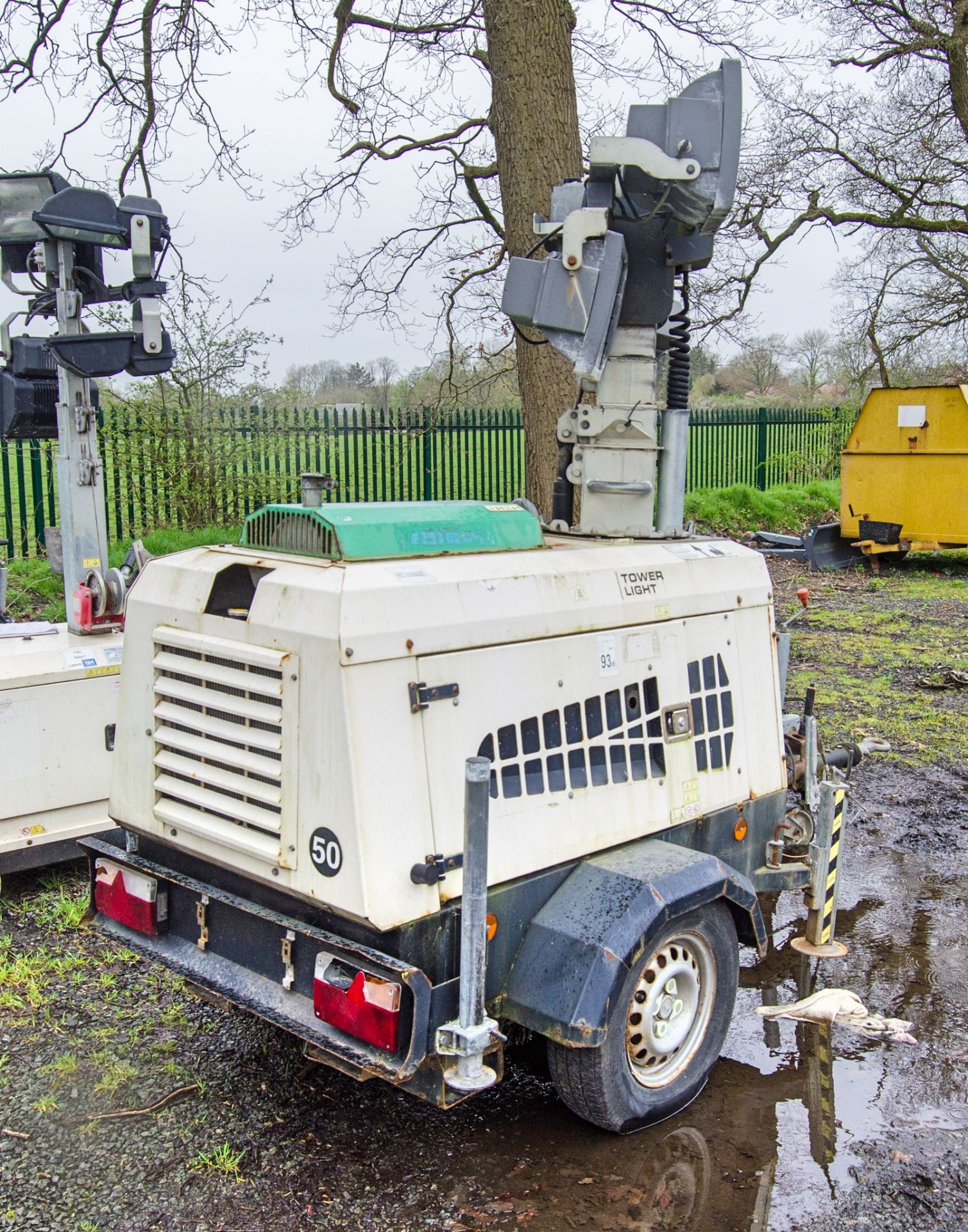 Generac VT1 diesel driven 4-head fast tow lighting tower Year: 2016 S/N: 1600290 Recorded Hours: 961 - Image 3 of 9