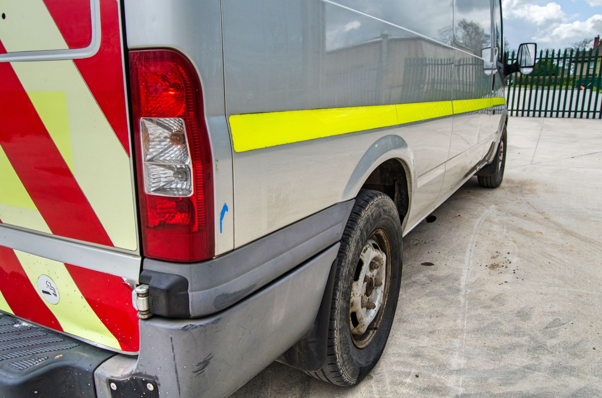 Ford Transit 125 T350 2198cc diesel RWD LWB 6 speed manual drain surveillance panel van Registration - Image 12 of 38