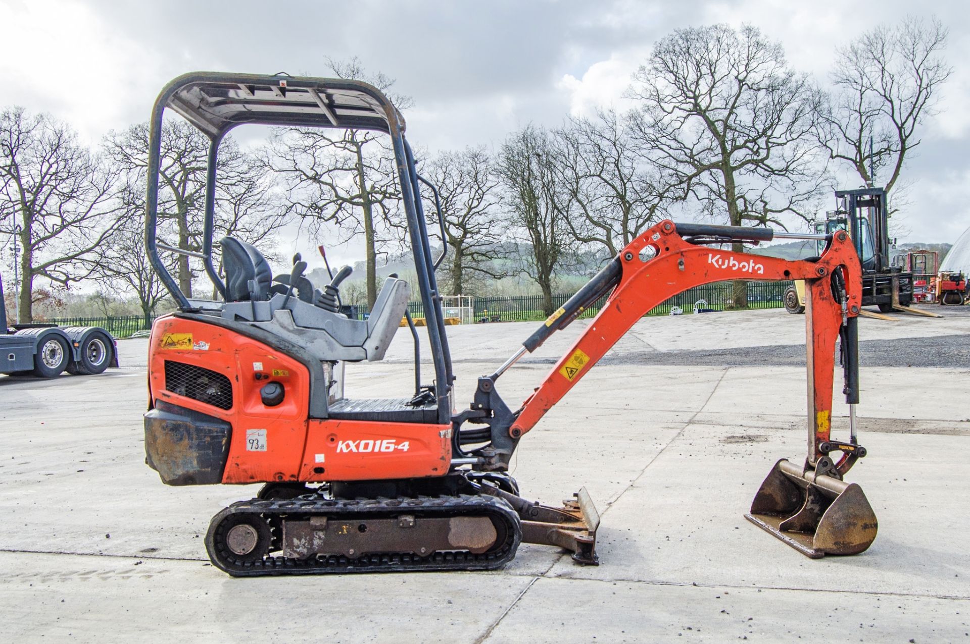 Kubota KX016-4 1.6 tonne rubber tracked mini excavator Year: 2016 S/N: 60063 Recorded Hours: 2880 - Bild 8 aus 27