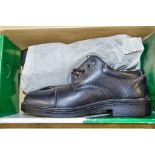 Pair of size 8 Bala steel toe cap work shoes