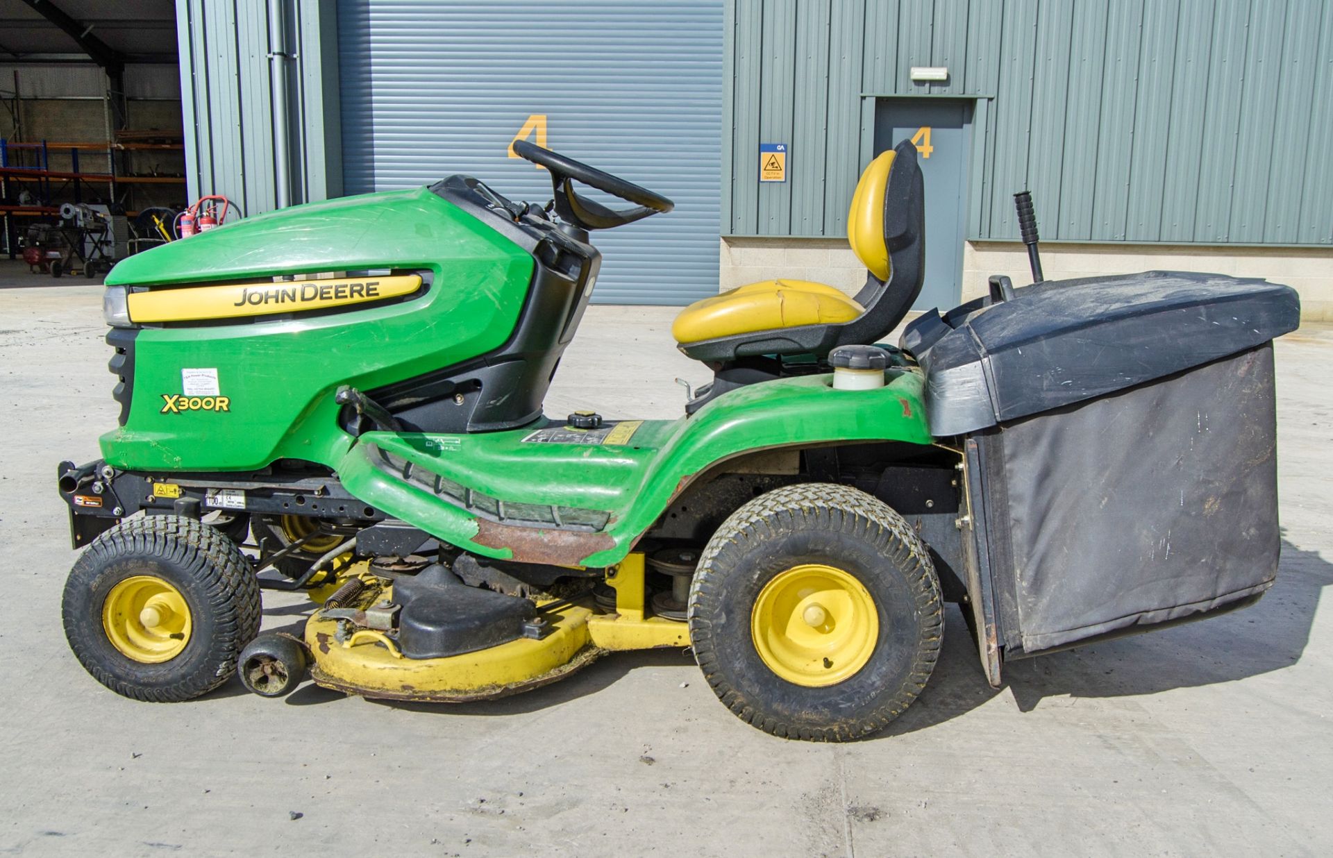 John Deere X300R petrol driven ride on mower Year: 2010 S/N: 180328 Recorded Hours: 367 c/w front - Image 7 of 15