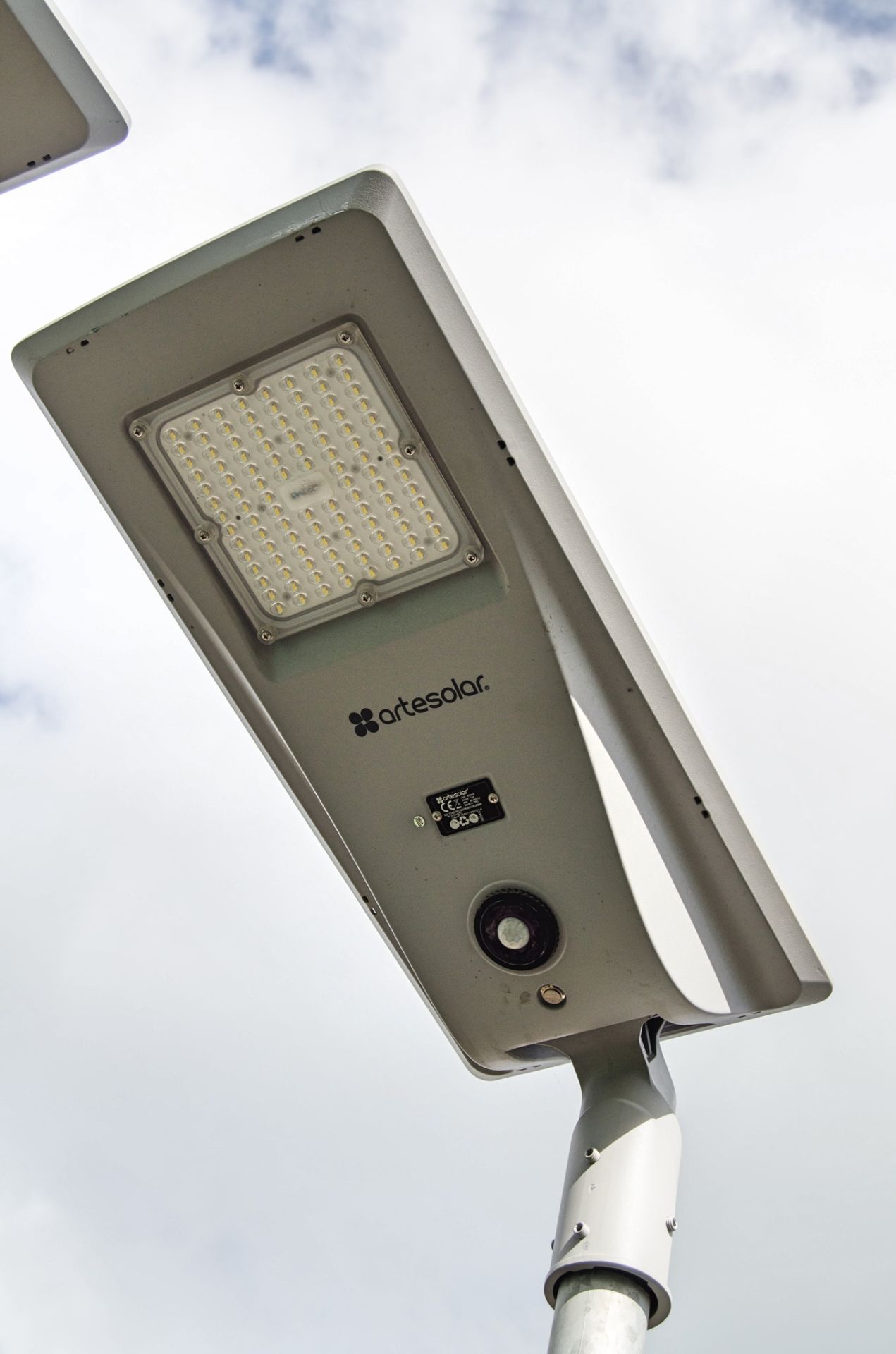 2 - Artesolar solar powered street lights 92056/92046 - Image 4 of 4