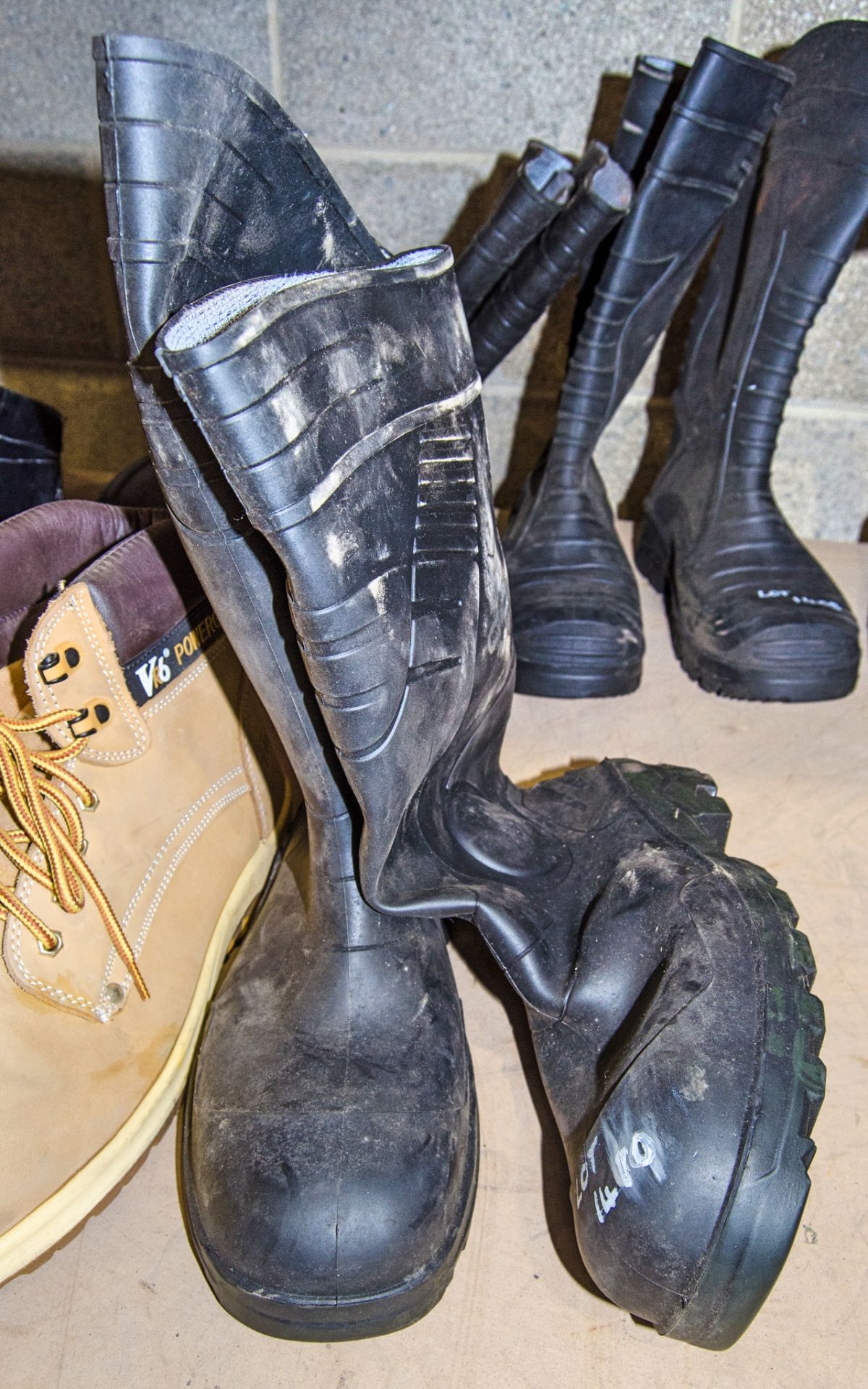 Pair of size 8 Proman steel toe cap wellington boots