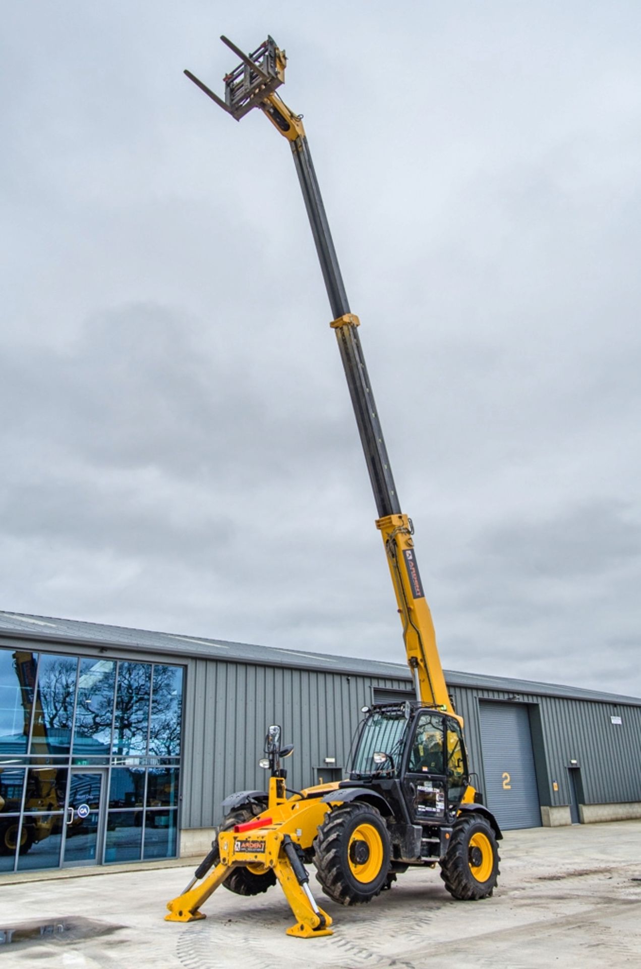 JCB 540-140 Hi-Viz T4 IV 14 metre telescopic handler Year: 2019 S/N: 2792099 Recorded Hours: 6030 - Bild 9 aus 26