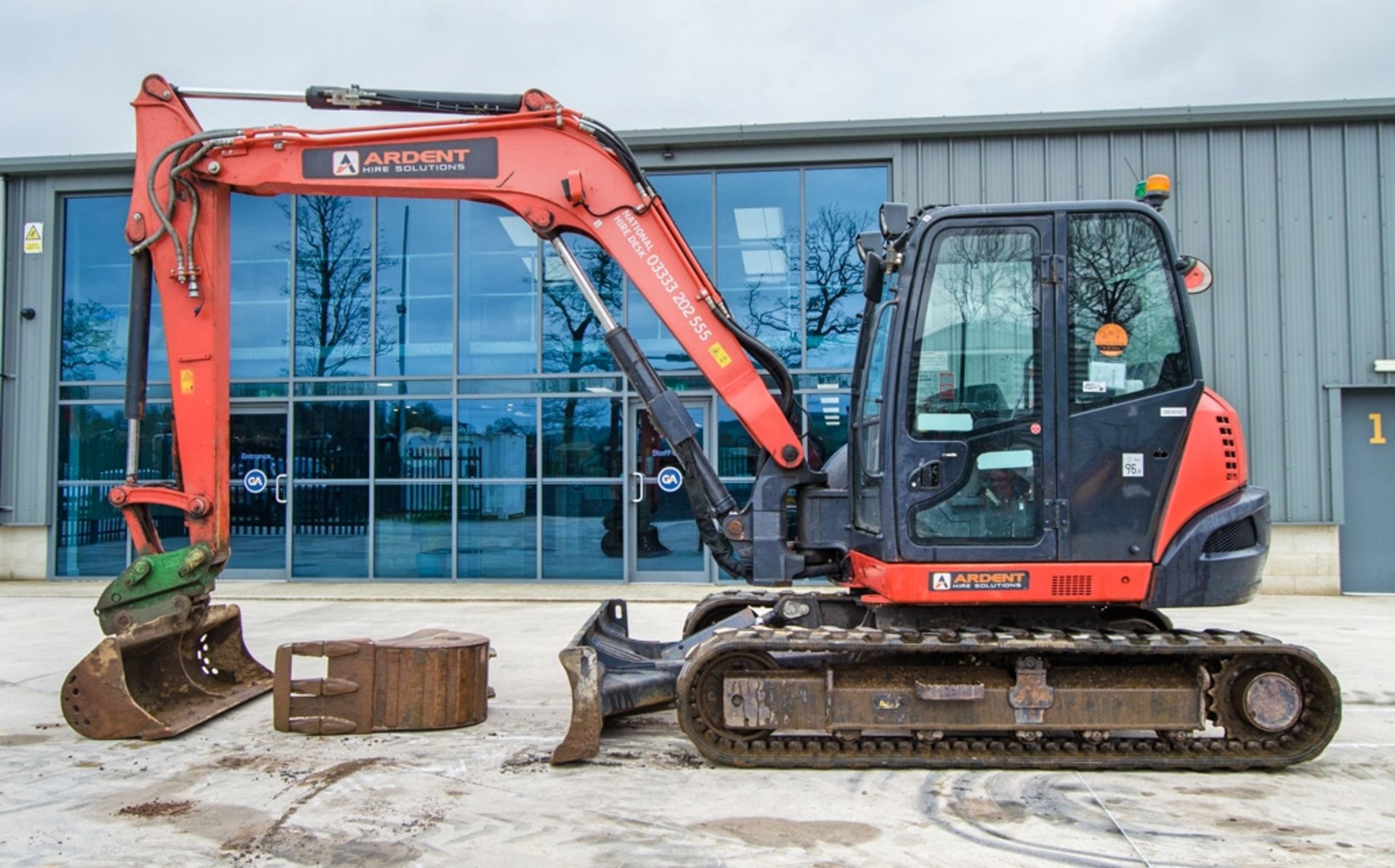 Kubota KX080-4 8 tonne rubber tracked excavator Year: 2018 S/N: 45539 Recorded Hours: 4117 piped, - Bild 5 aus 24