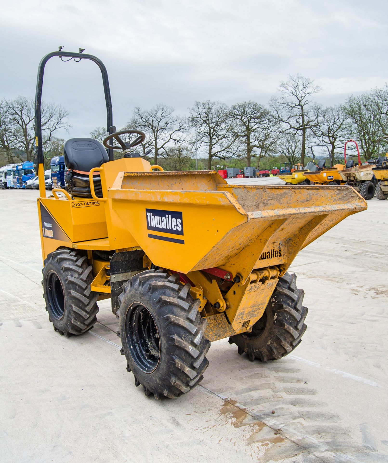 Thwaites 1 tonne hi-tip dumper Year: 2021 S/N: 2101F4300 Recorded Hours: 174 2107TWT906 - Image 2 of 23