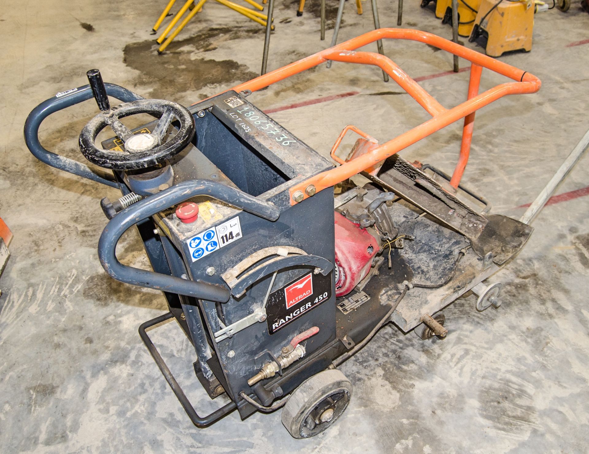 Altrad Belle Ranger 450 petrol driven road saw for spares 18065736 - Image 2 of 3