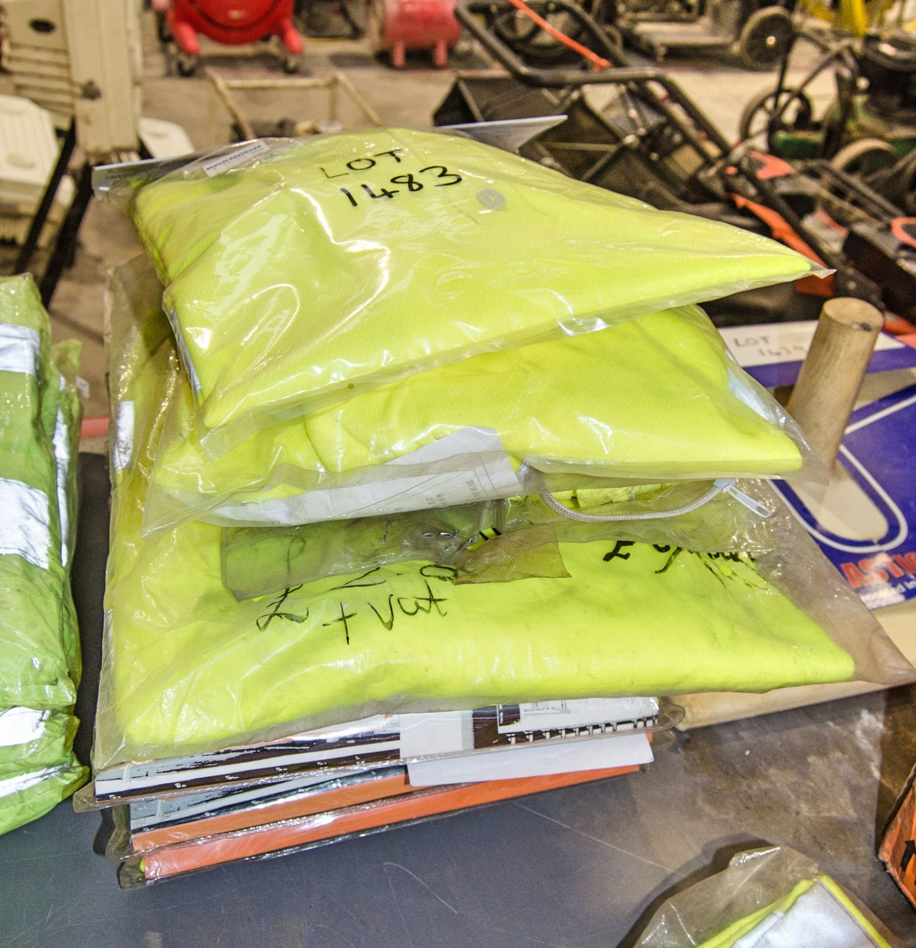 8 - various sizes Hi-Viz polo shirts ** New & unused **