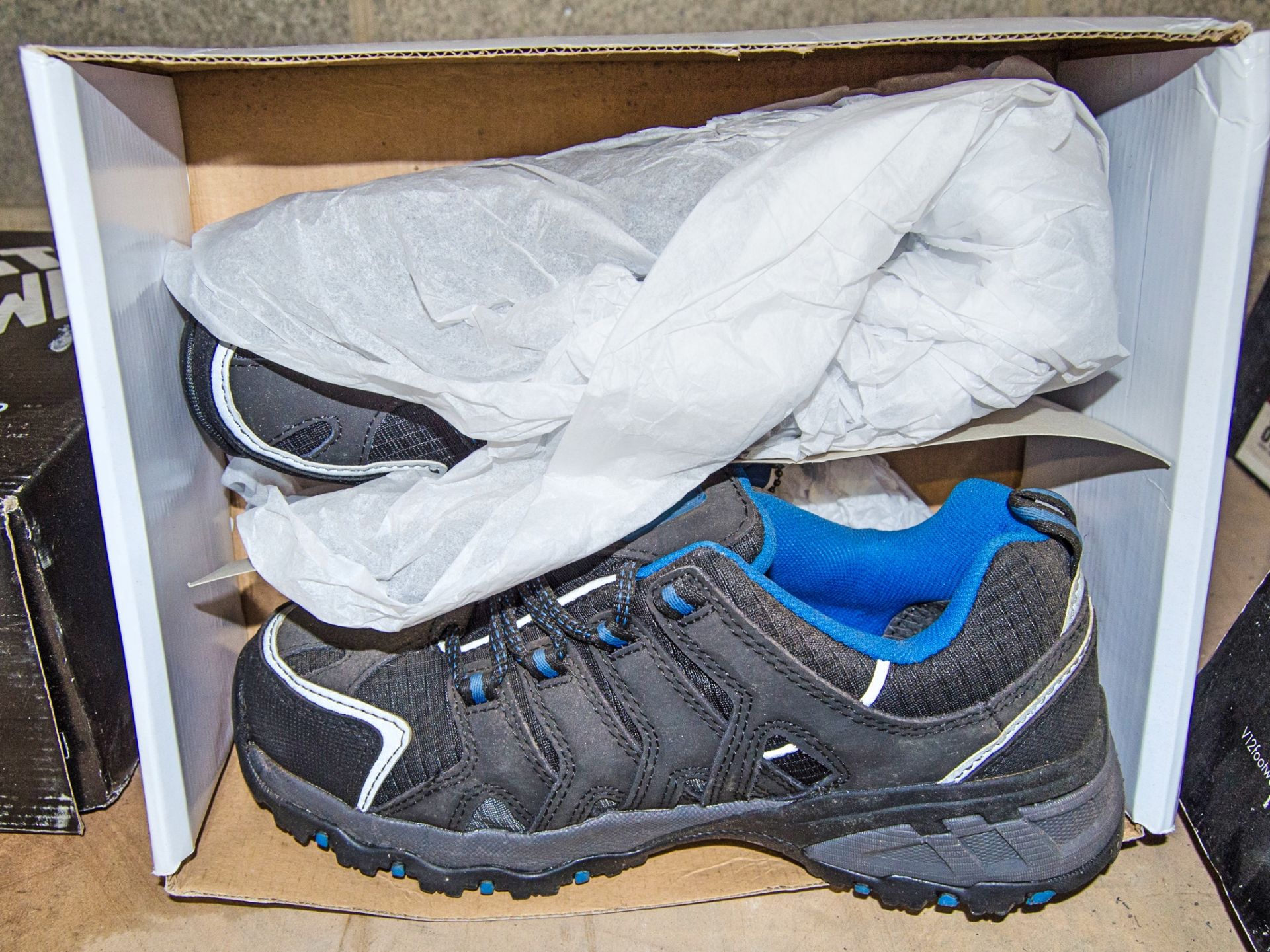 Pair of size 7 Himalayan steel toe cap trainers