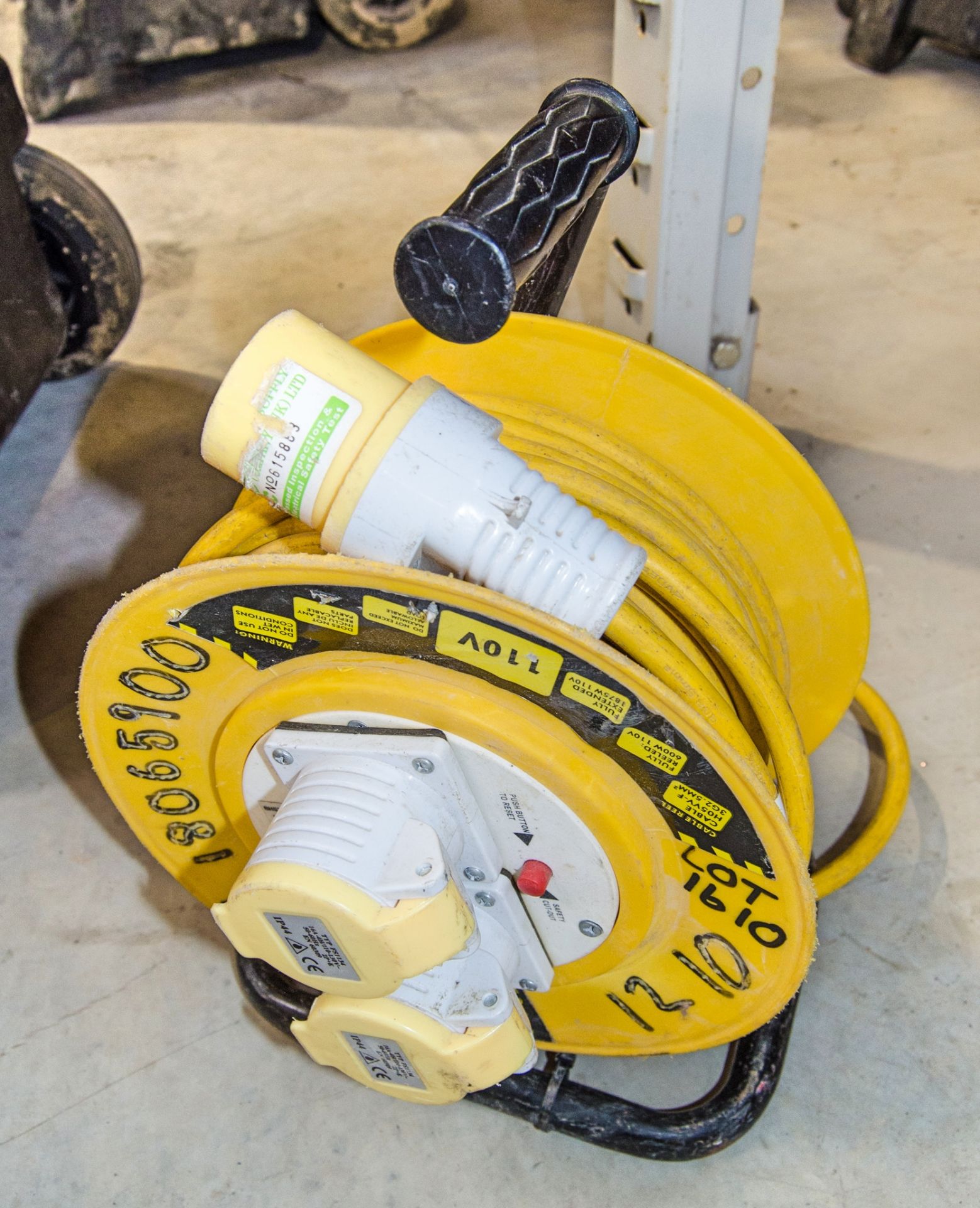 25 metre 110v extension reel 18065900