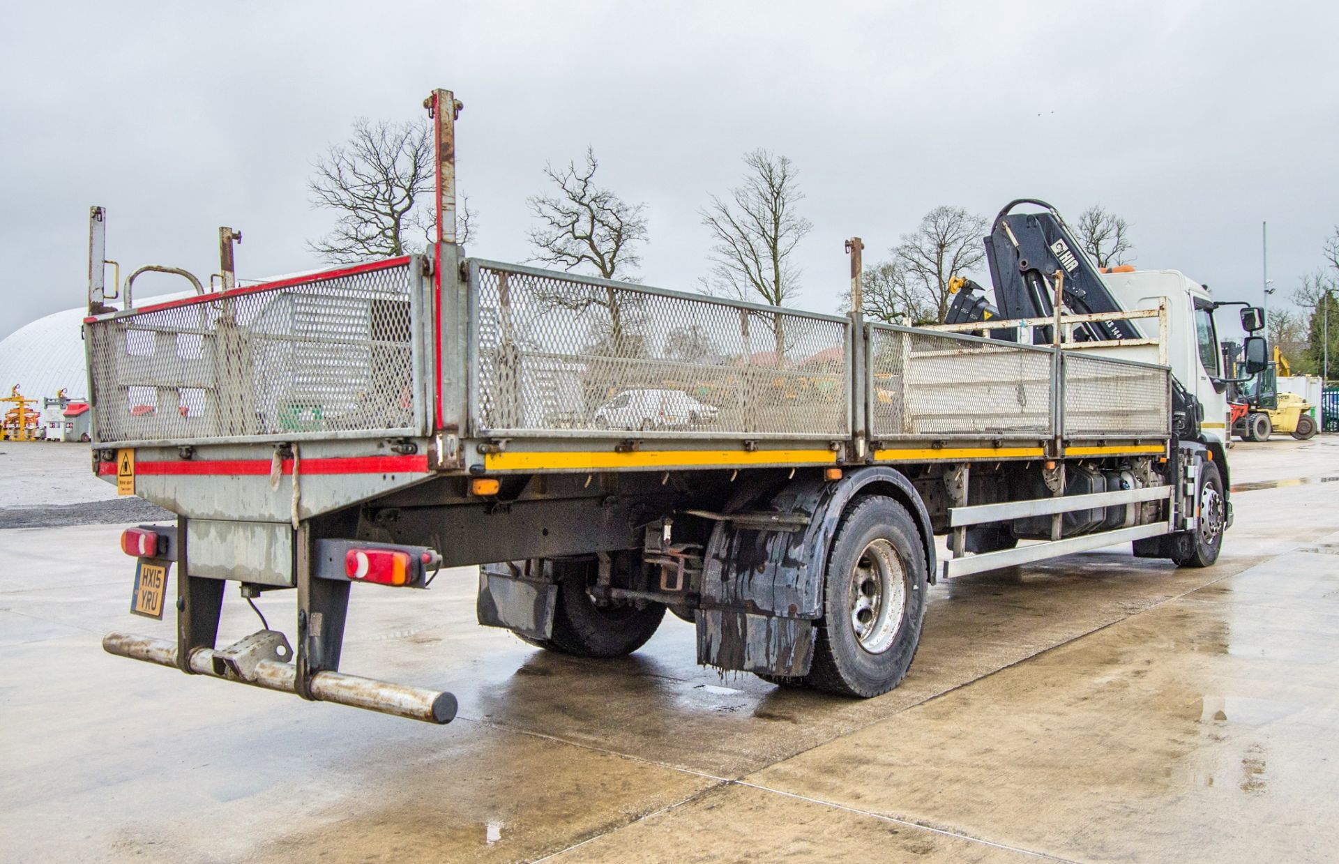 DAF LF220 4x2 18 tonne drop side crane lorry Registration Number: HX15 YRU Date of Registration: - Image 3 of 38