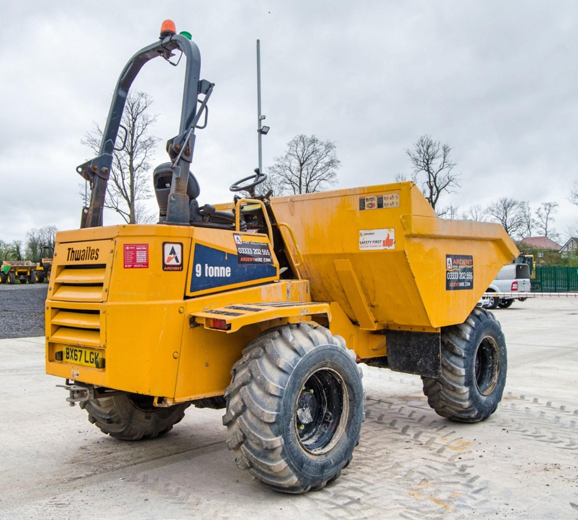 Thwaites 9 tonne straight skip dumper Year: 2018 S/N: 802E1239 Recorded Hours: 1667 09DU0085 - Image 3 of 23