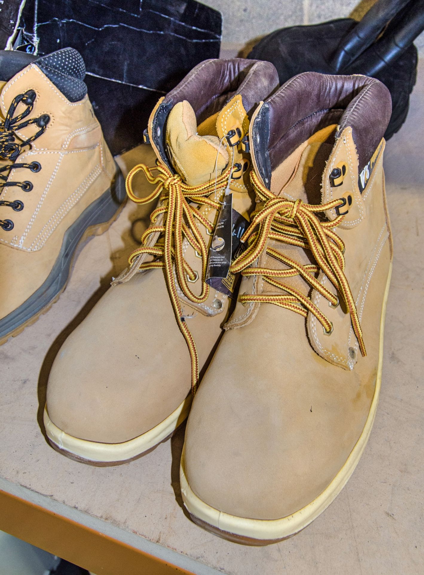 Pair of size 13 VR6 steel toe cap work boots