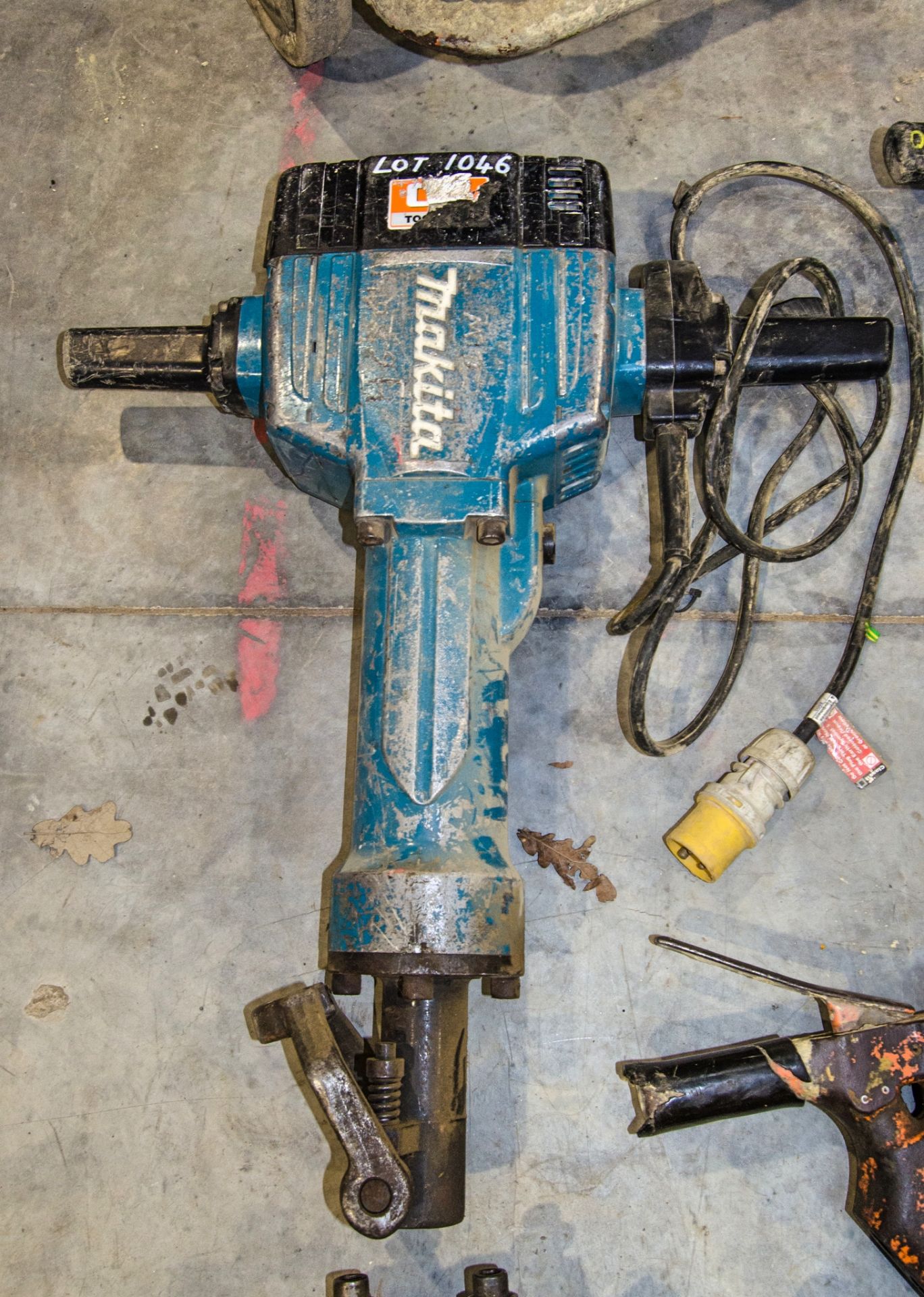 Makita HM1810 110v breaker 46864