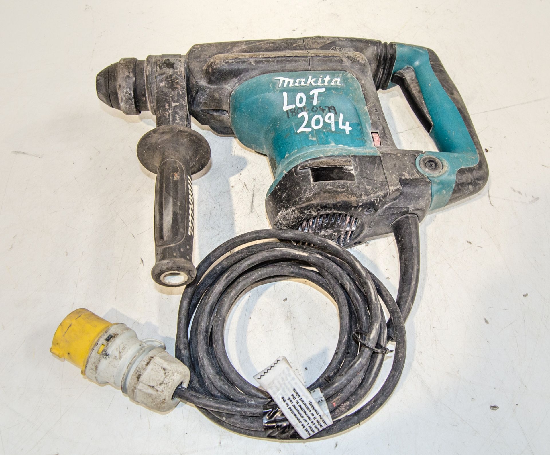 Makita HR3210C 110v SDS rotary hammer drill 18040479