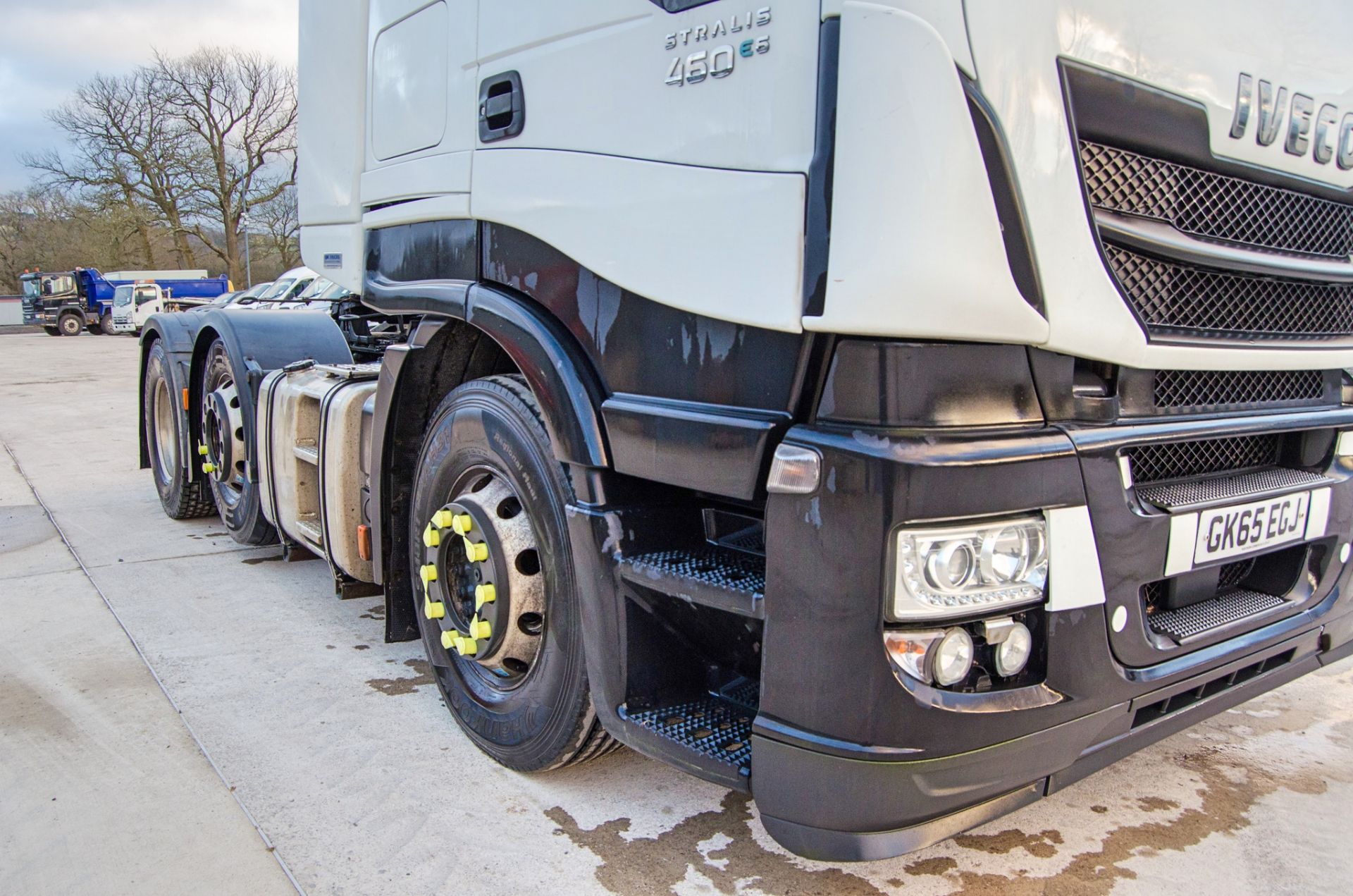 Iveco Stralis 460 E6 Hi-Way 6x2 tractor unit Registration Number: GK65 EGJ Date of Registration: - Image 9 of 33