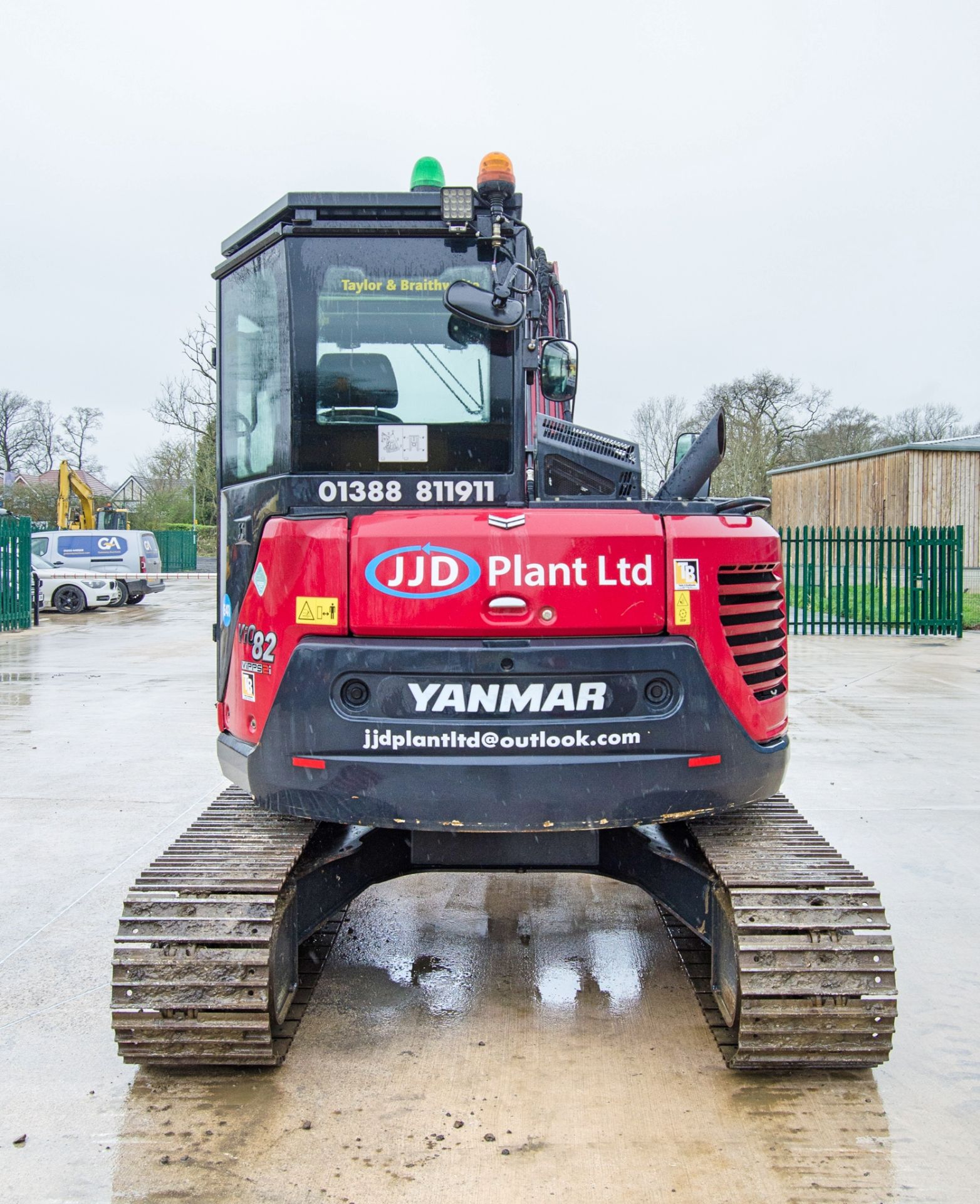 Yanmar VI0 82 VIPPS 2i 8 tonne steel tracked excavator Year: 2022 S/N: J00962 Recorded Hours: 929 - Image 6 of 27
