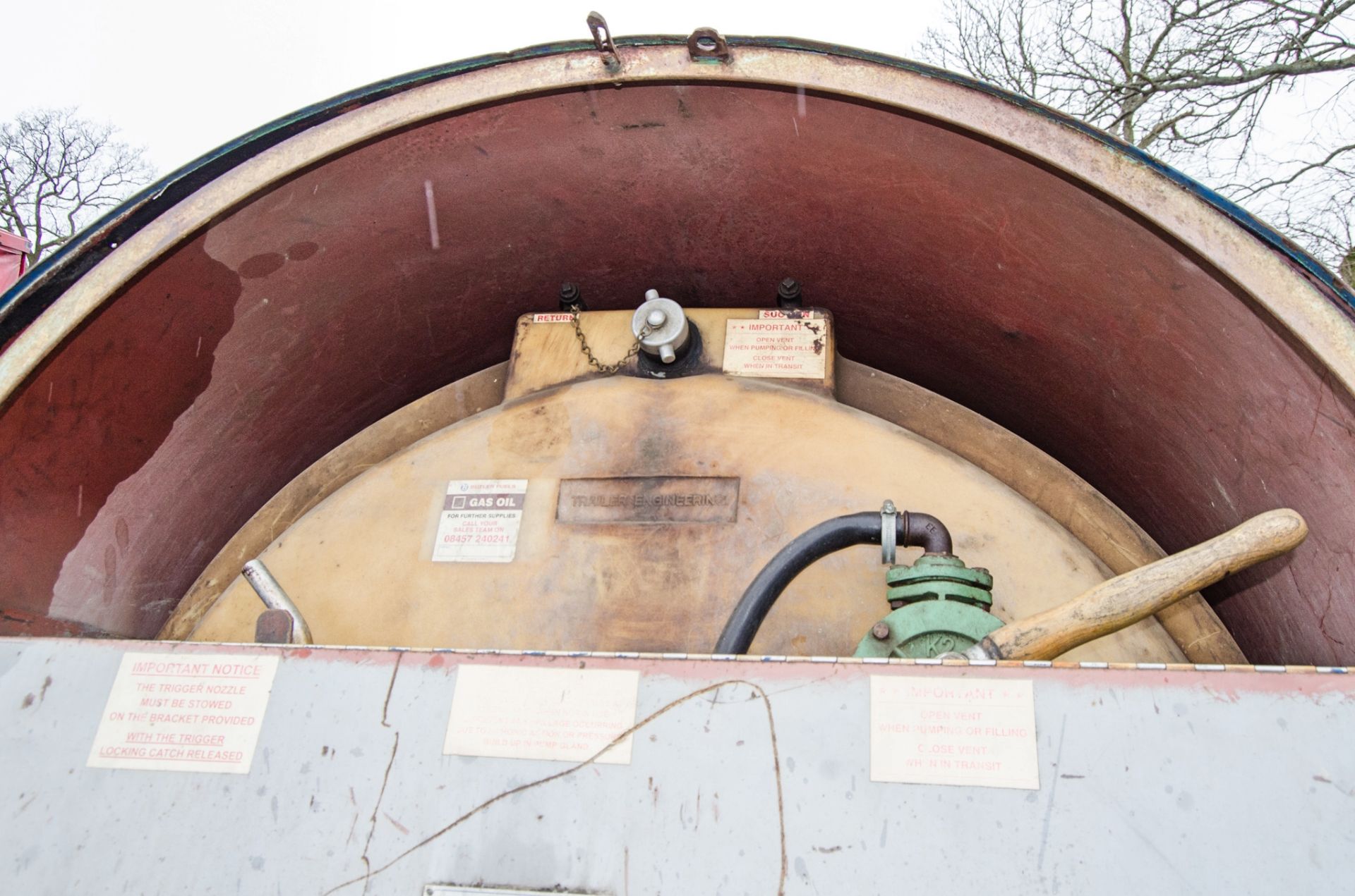 Trailer Engineering 2140 litre site tow bunded fuel bowser c/w manual pump, delivery hose & nozzle - Image 7 of 7