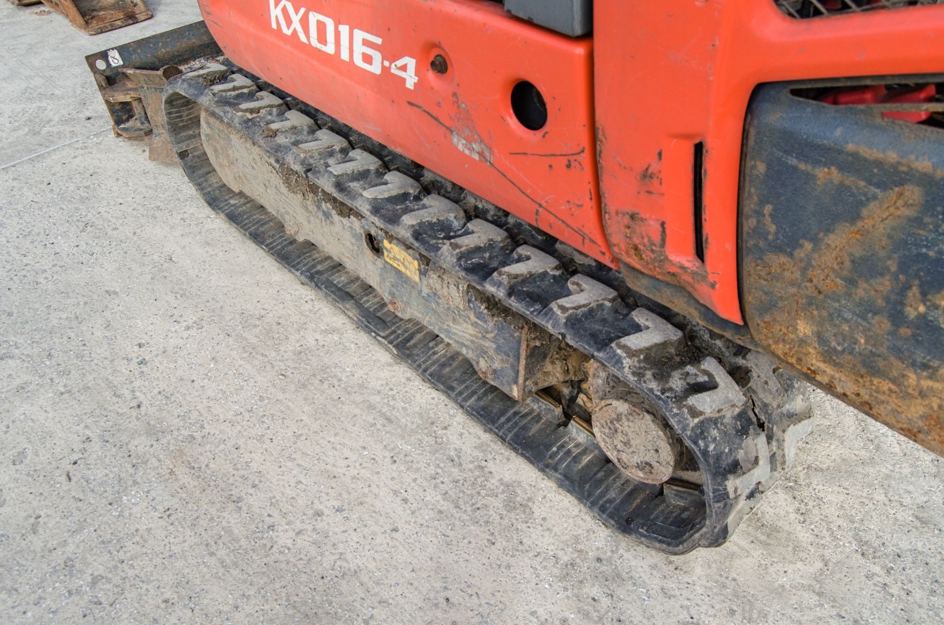 Kubota KX016-4 1.5 tonne rubber tracked excavator Year: 2017 S/N: 61044 Recorded Hours: 2260 - Image 9 of 26