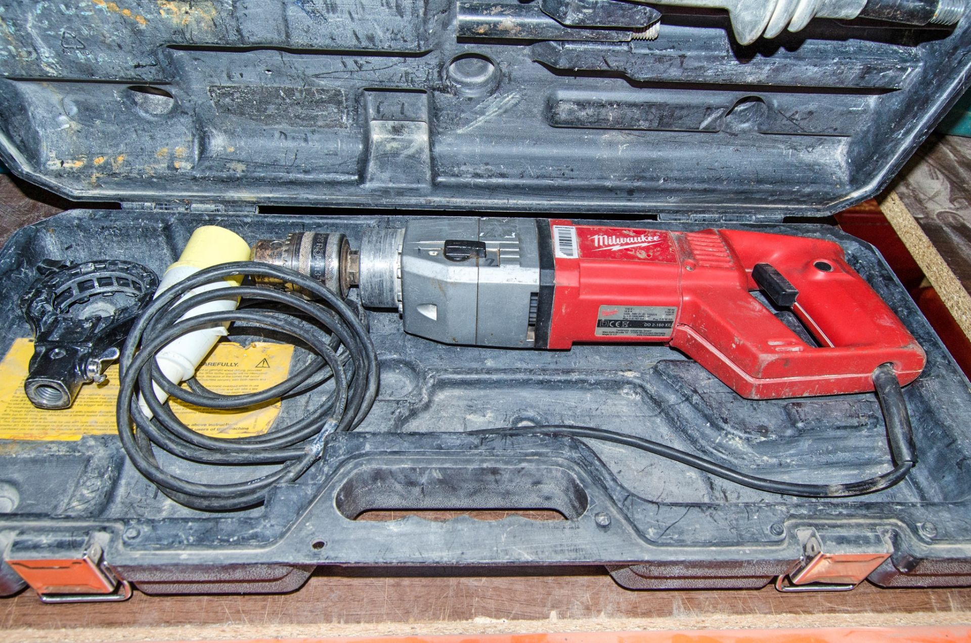 Milwaukee DD2 160 XE 110v diamond core drill c/w carry case ** Handle loose ** 03312935