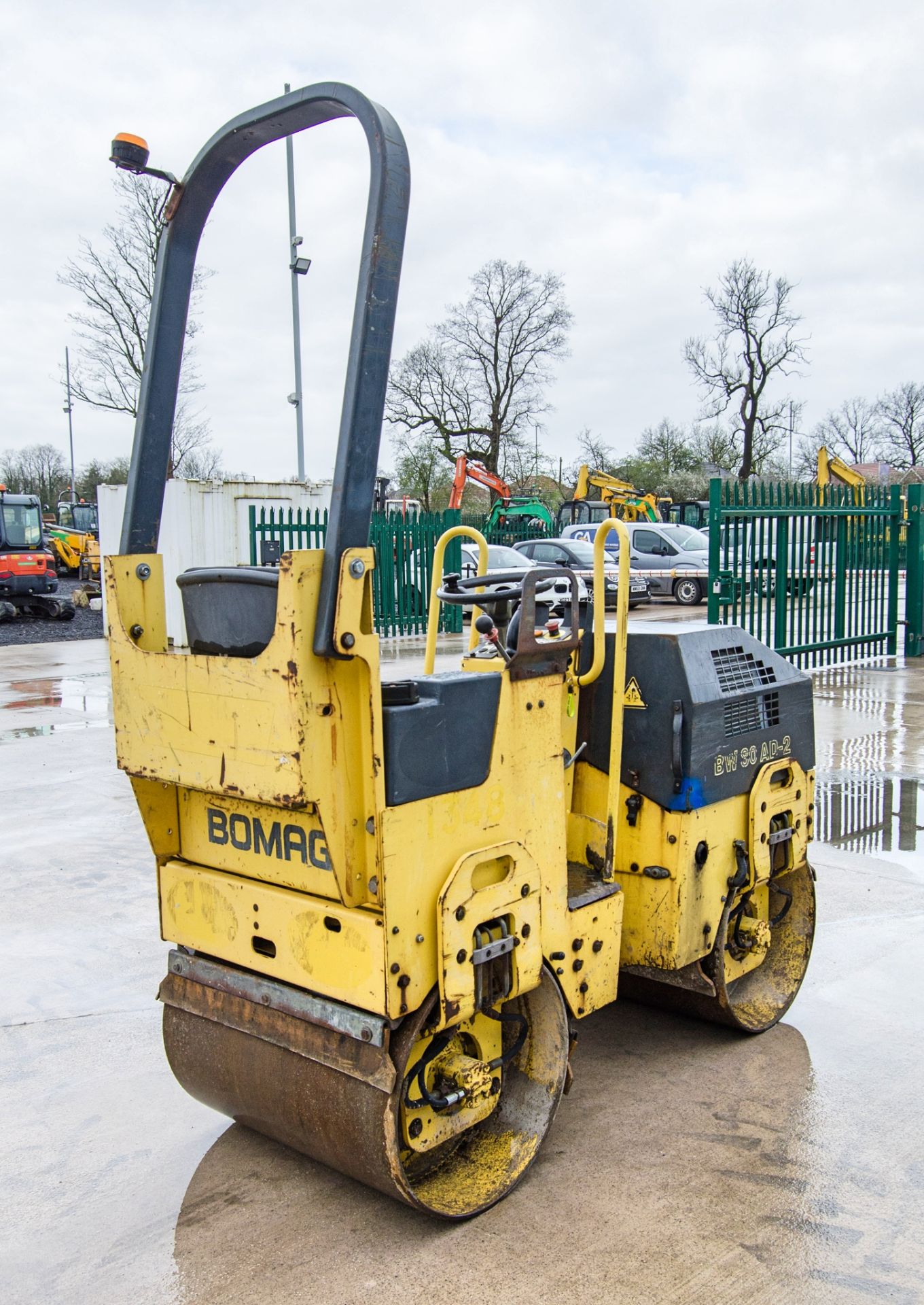 Bomag BW80 AD-2 double drum ride on roller Year: 2009 S/N: 101460425494 Recorded Hours: 1748 1348 - Image 3 of 19