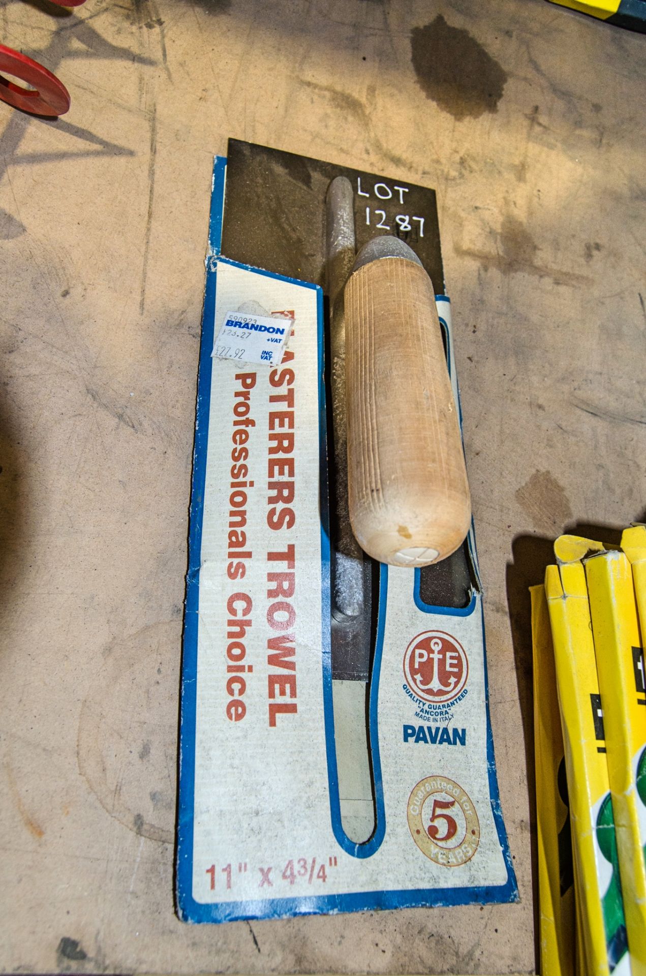 Plasterer's trowel