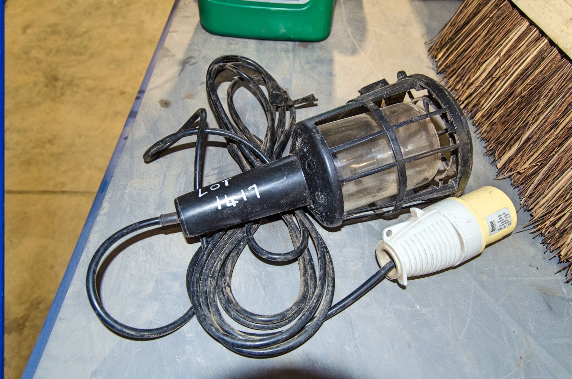 110v inspection lamp