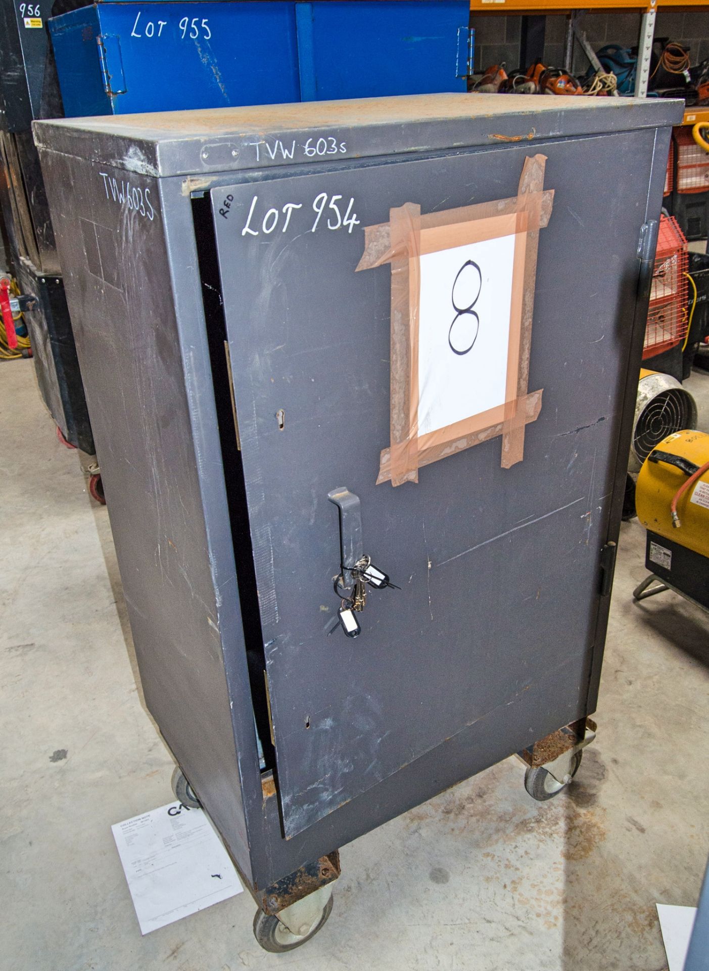 Steel tool cabinet c/w keys TVW603S