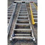 12 tread aluminium step ladder 33221286
