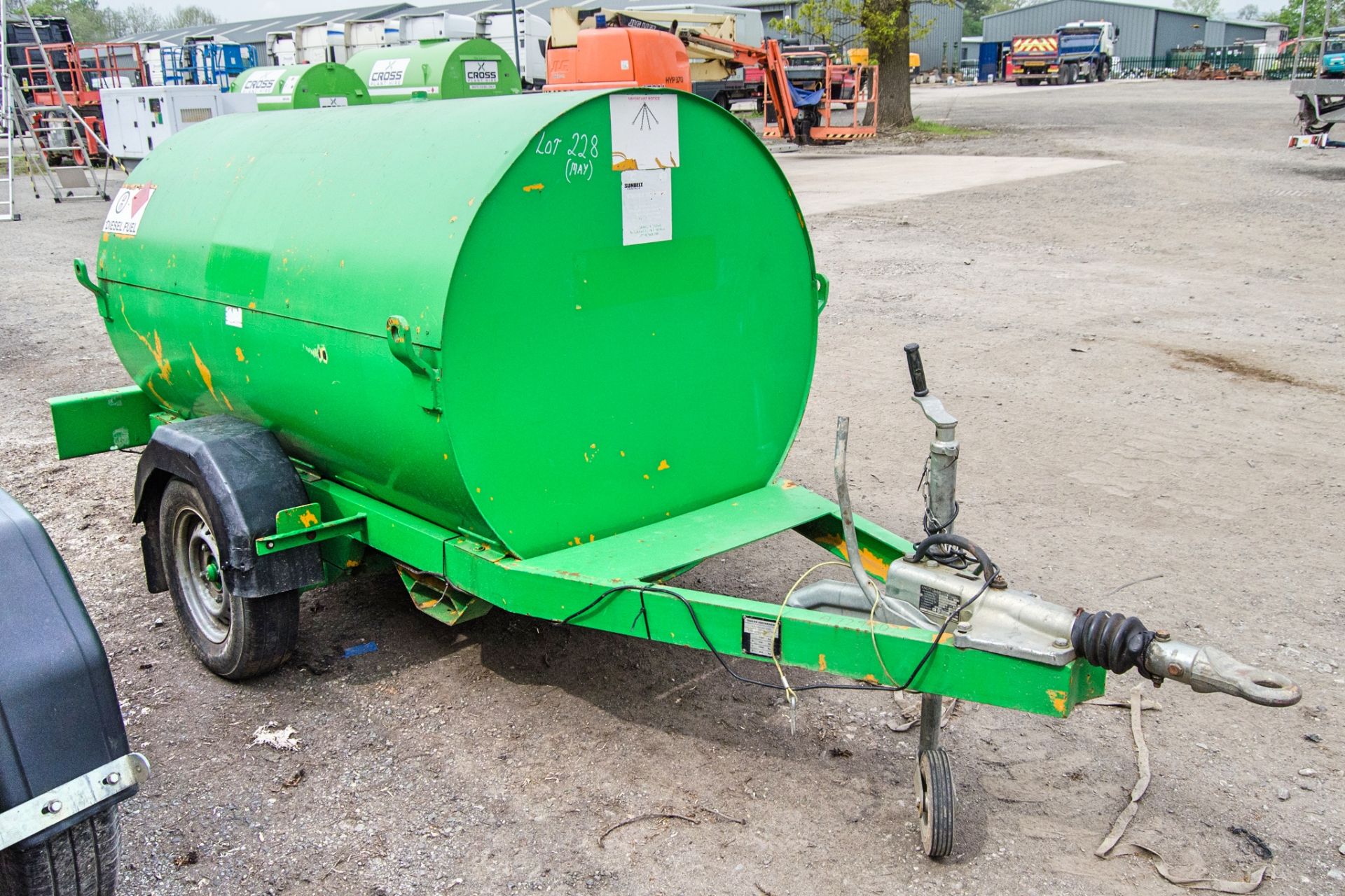 Trailer Engineering 950 litre fast tow mobile bunded fuel bowser c/w manual pump, delivery hose - Image 2 of 7