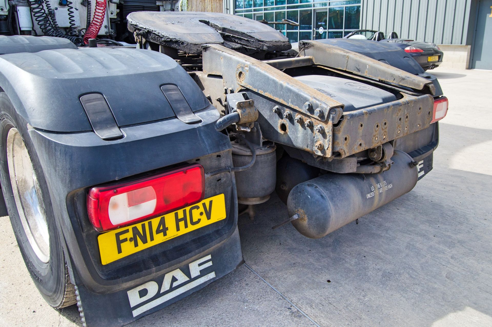 DAF XF 460 Euro 6 6x2 tractor unit Registration Number: FN14 HCV Date of Registration: 02/03/2014 - Bild 12 aus 33