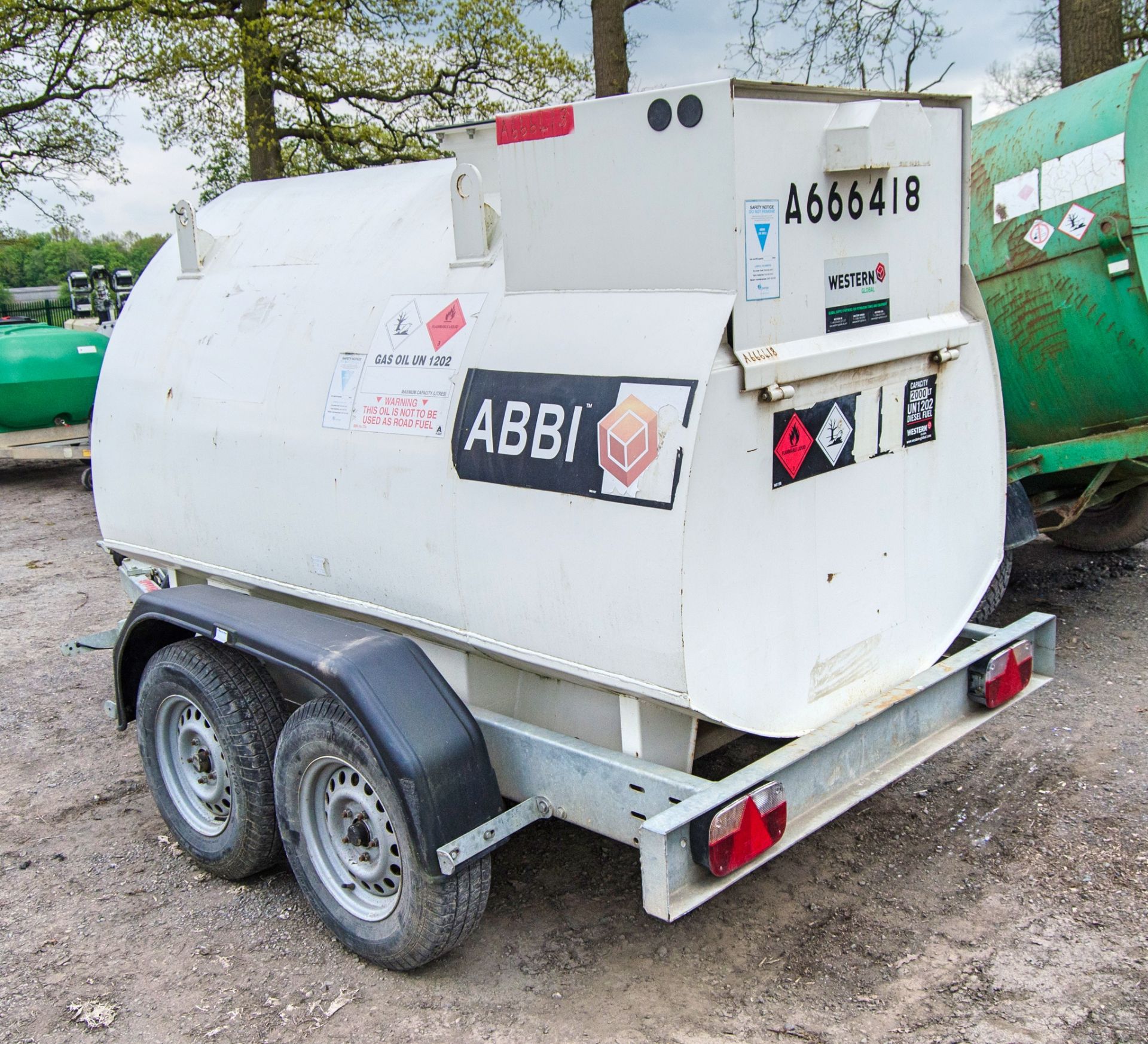 Western Abbi 200 litre tandem axle fast tow mobile bunded fuel bowser c/w manual pump, delivery hose - Image 4 of 7