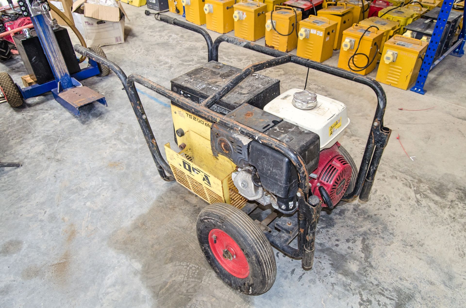 Mosa TS200 petrol driven welder/generator 11021405 - Image 2 of 2
