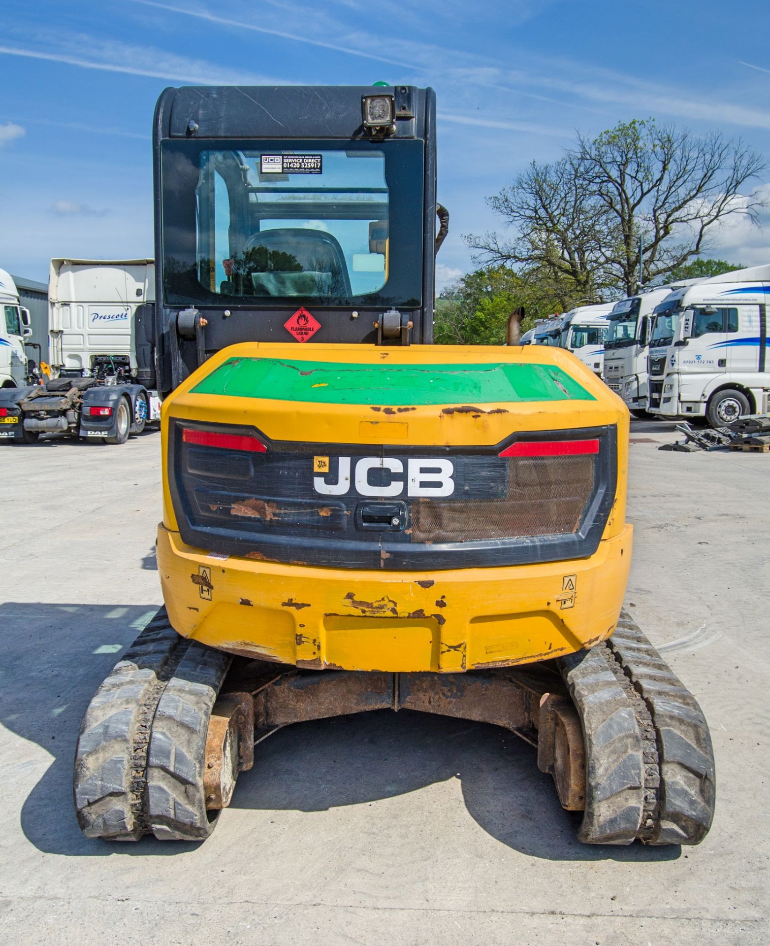 JCB 65R-1 6.5 tonne rubber tracked excavator Year: 2015 S/N: 1914100 Recorded Hours: 714 blade, - Image 6 of 24