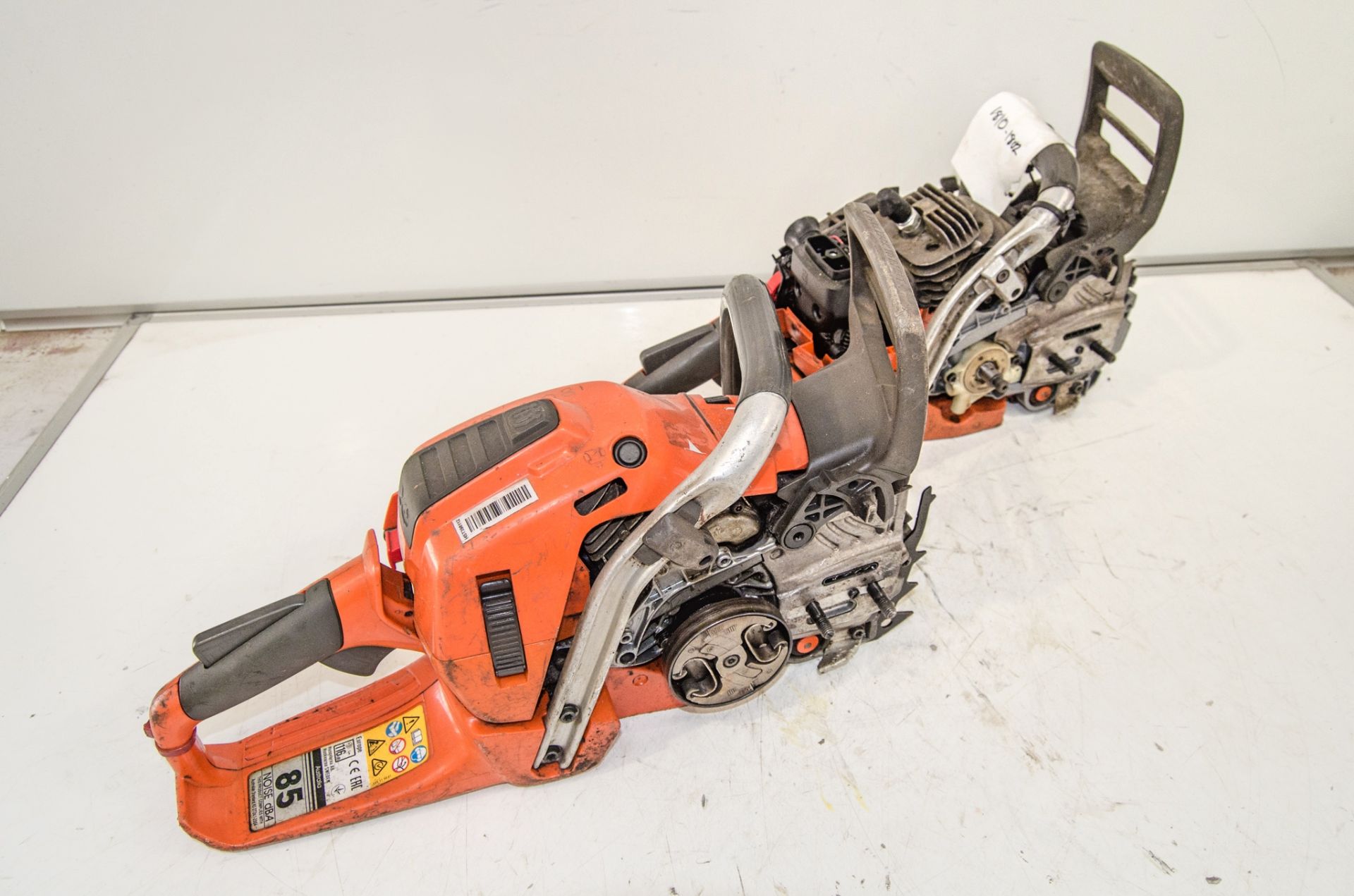 2 - Husqvarna petrol driven chain saws for spares - Image 2 of 2