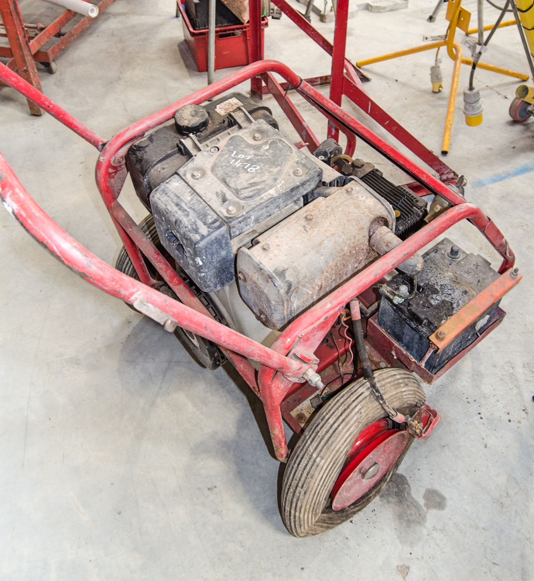 Demon diesel driven pressure washer ** No hose or lance, and pull cord missing ** 1707DEM1045 - Image 2 of 2