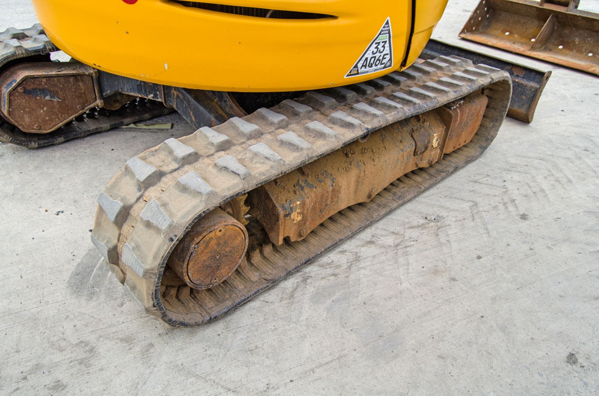 JCB 8025 2.5 tonne rubber tracked mini excavator Year: 2017 S/N: 2227698 Recorded Hours: 1986 blade, - Bild 11 aus 25