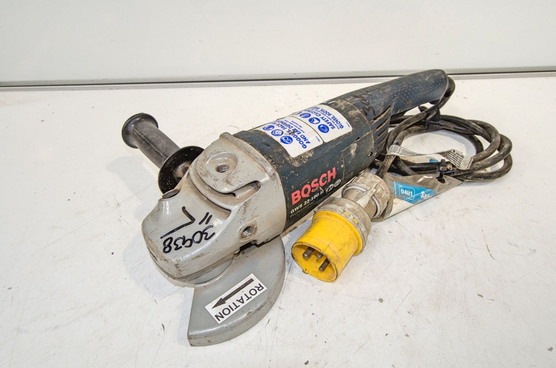 Bosch GWS22-180H 110v angle grinder 30938