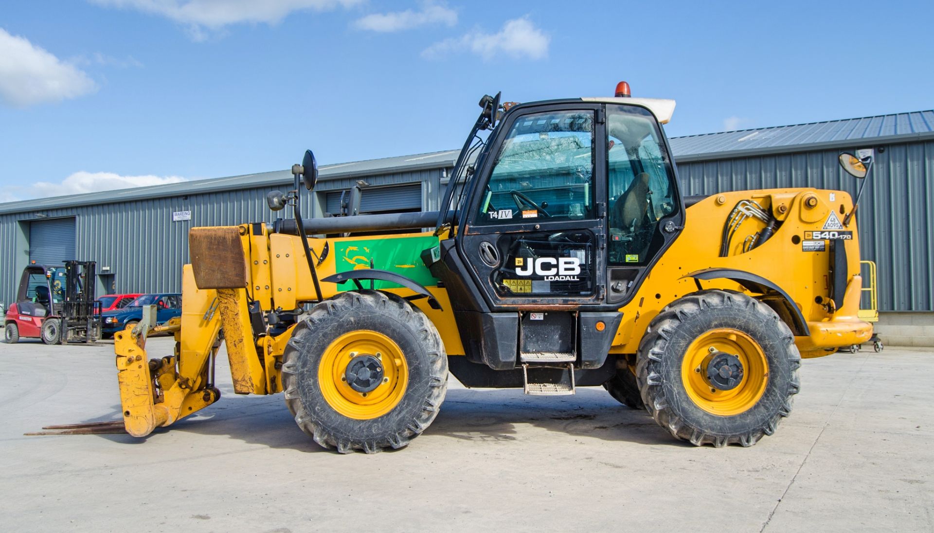 JCB 540-170 T4 IV 17 metre telescopic handler Year: 2016 S/N: 2465019 Recorded Hours: 4224 c/w - Image 7 of 27