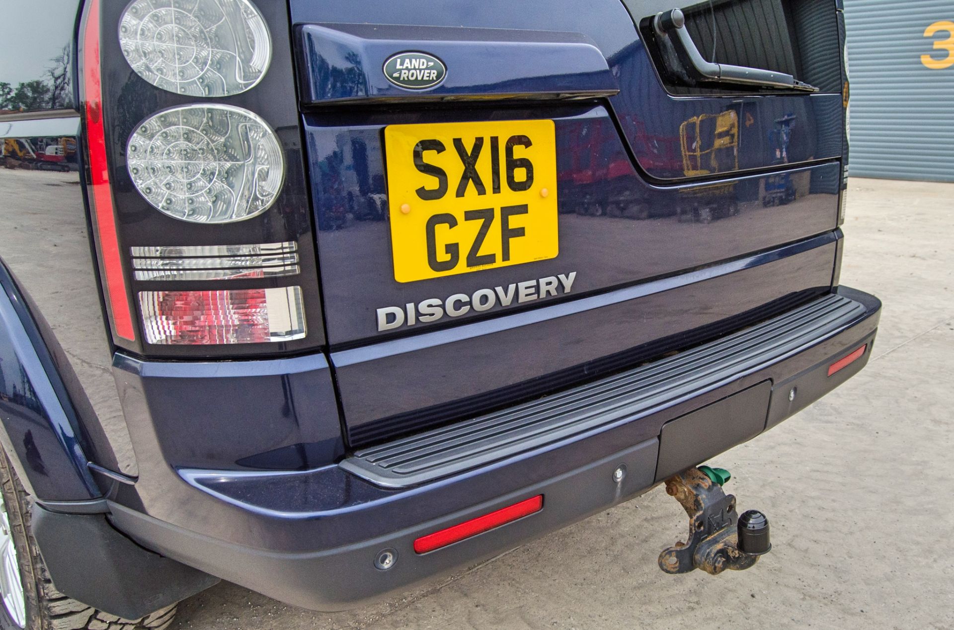 Land Rover Discovery 4 3.0 SDV6 SE Commercial auto 4 wheel drive utility vehicle  Registration - Image 14 of 39